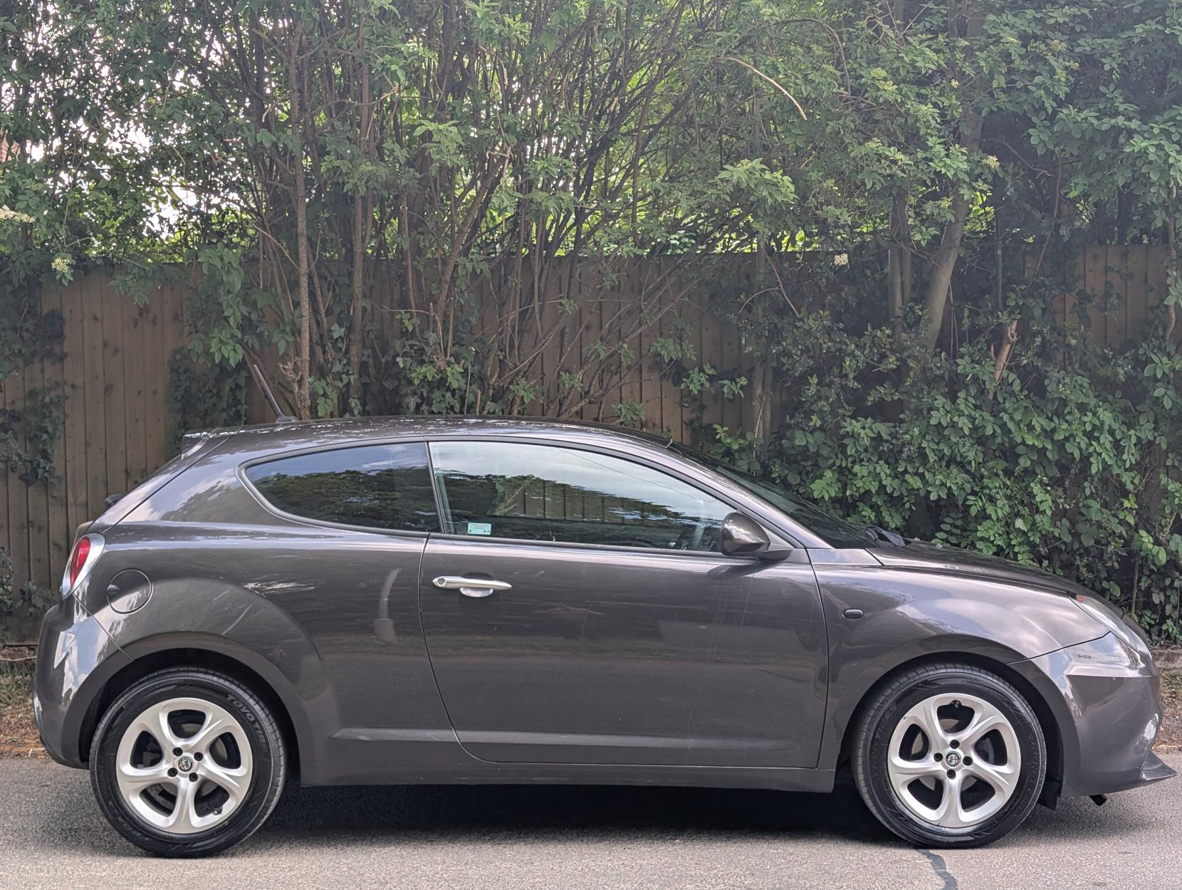 Alfa Romeo MiTo 875 TB TwinAir Hatchback 3dr Petrol Manual Euro 6 (s/s) (105 ps)