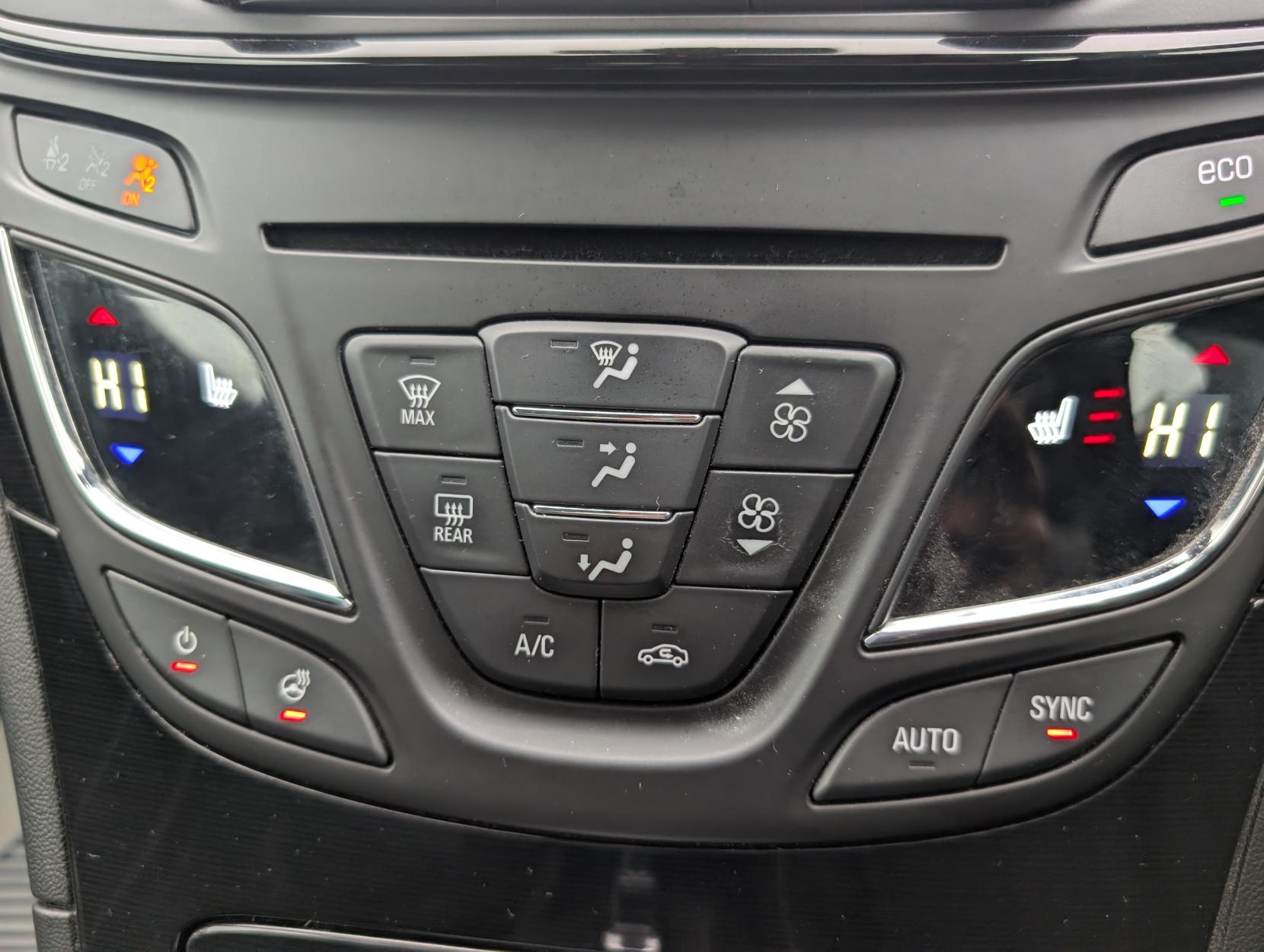 Vauxhall Insignia 1.6 CDTi ecoFLEX Elite Nav Hatchback 5dr Diesel Manual Euro 6 (s/s) (136 ps)