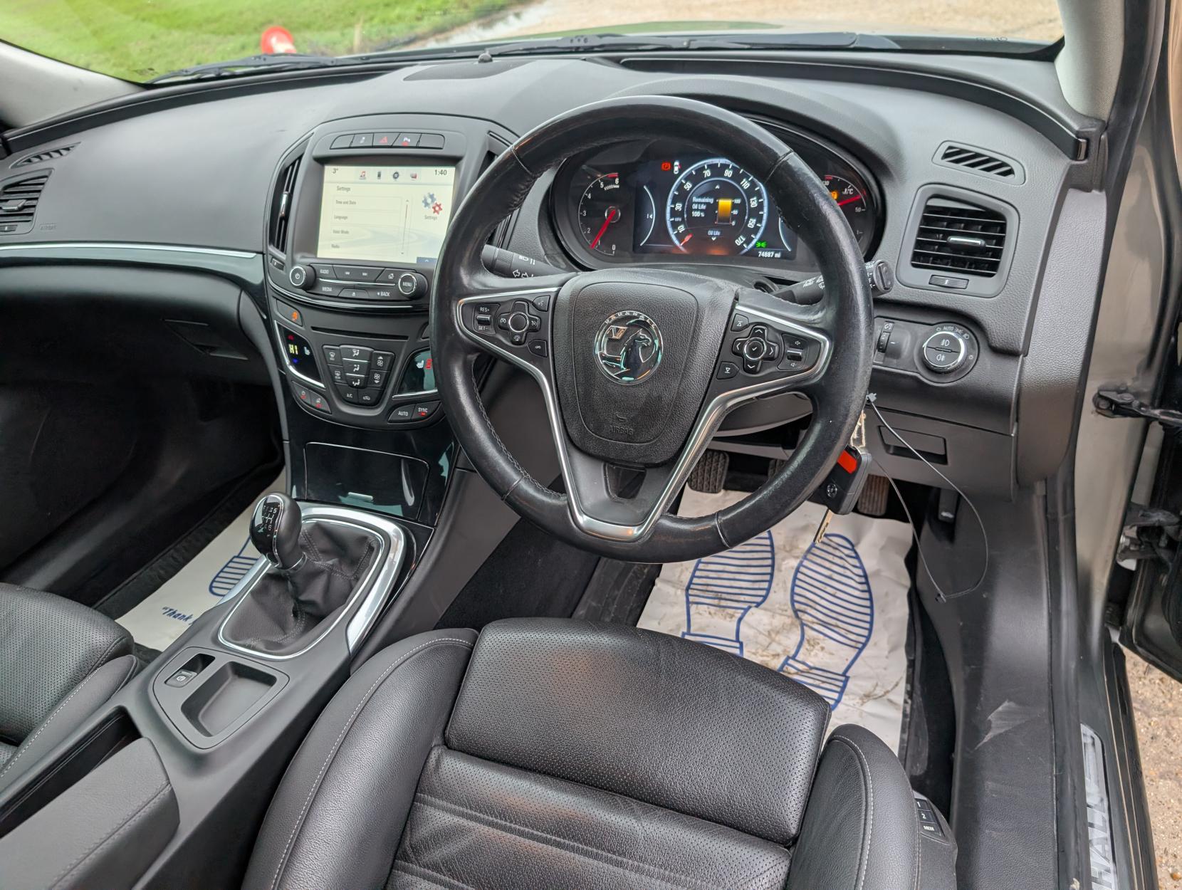 Vauxhall Insignia 1.6 CDTi ecoFLEX Elite Nav Hatchback 5dr Diesel Manual Euro 6 (s/s) (136 ps)