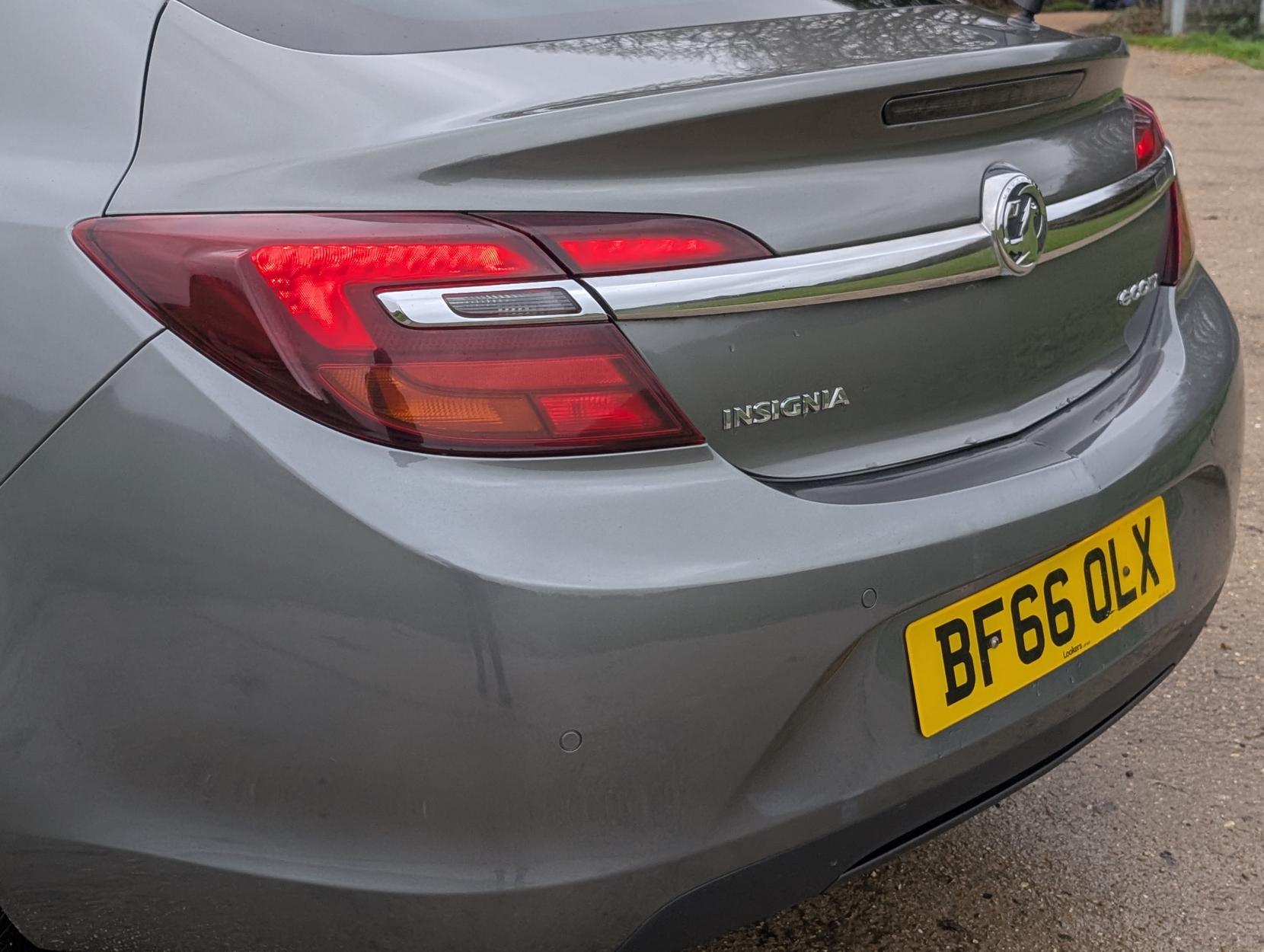 Vauxhall Insignia 1.6 CDTi ecoFLEX Elite Nav Hatchback 5dr Diesel Manual Euro 6 (s/s) (136 ps)