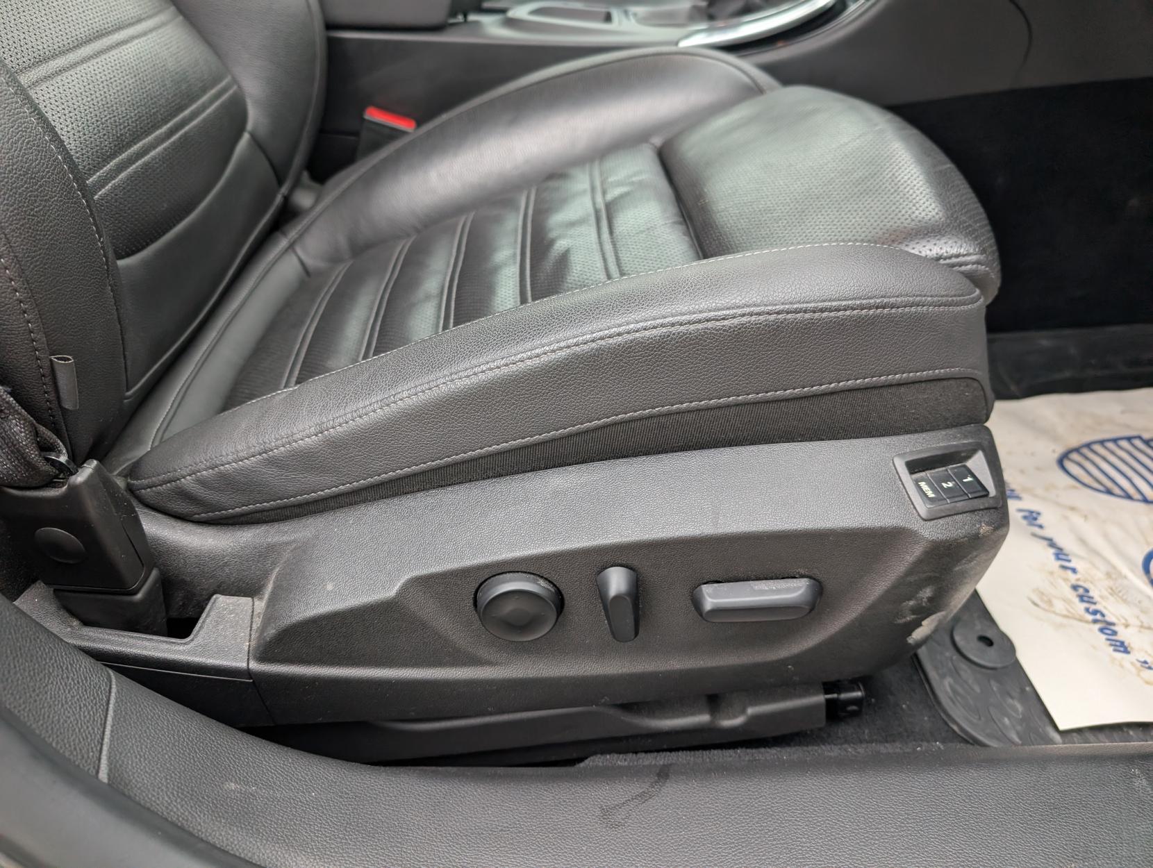 Vauxhall Insignia 1.6 CDTi ecoFLEX Elite Nav Hatchback 5dr Diesel Manual Euro 6 (s/s) (136 ps)