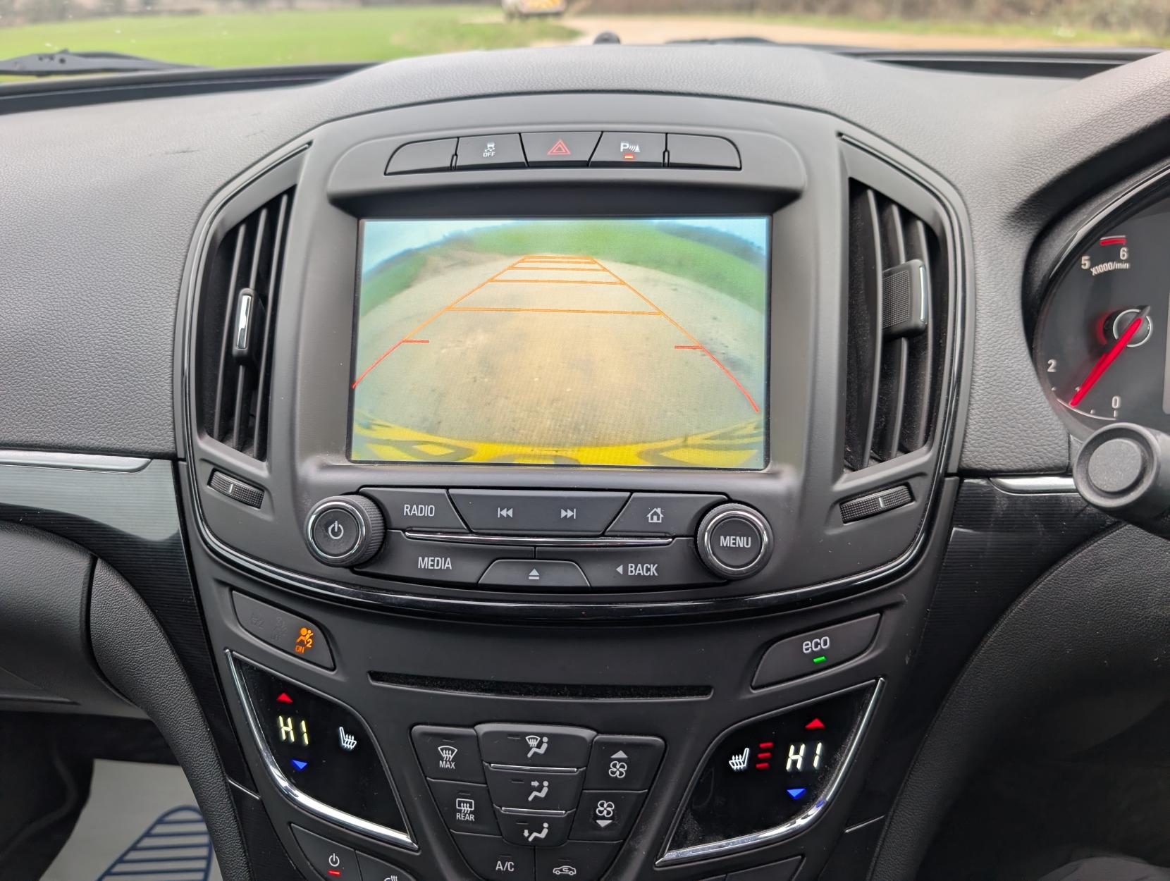 Vauxhall Insignia 1.6 CDTi ecoFLEX Elite Nav Hatchback 5dr Diesel Manual Euro 6 (s/s) (136 ps)