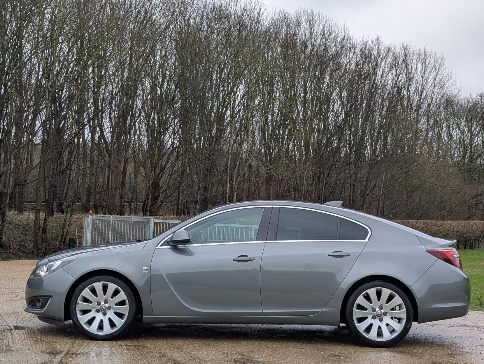 Vauxhall Insignia 1.6 CDTi ecoFLEX Elite Nav Hatchback 5dr Diesel Manual Euro 6 (s/s) (136 ps)