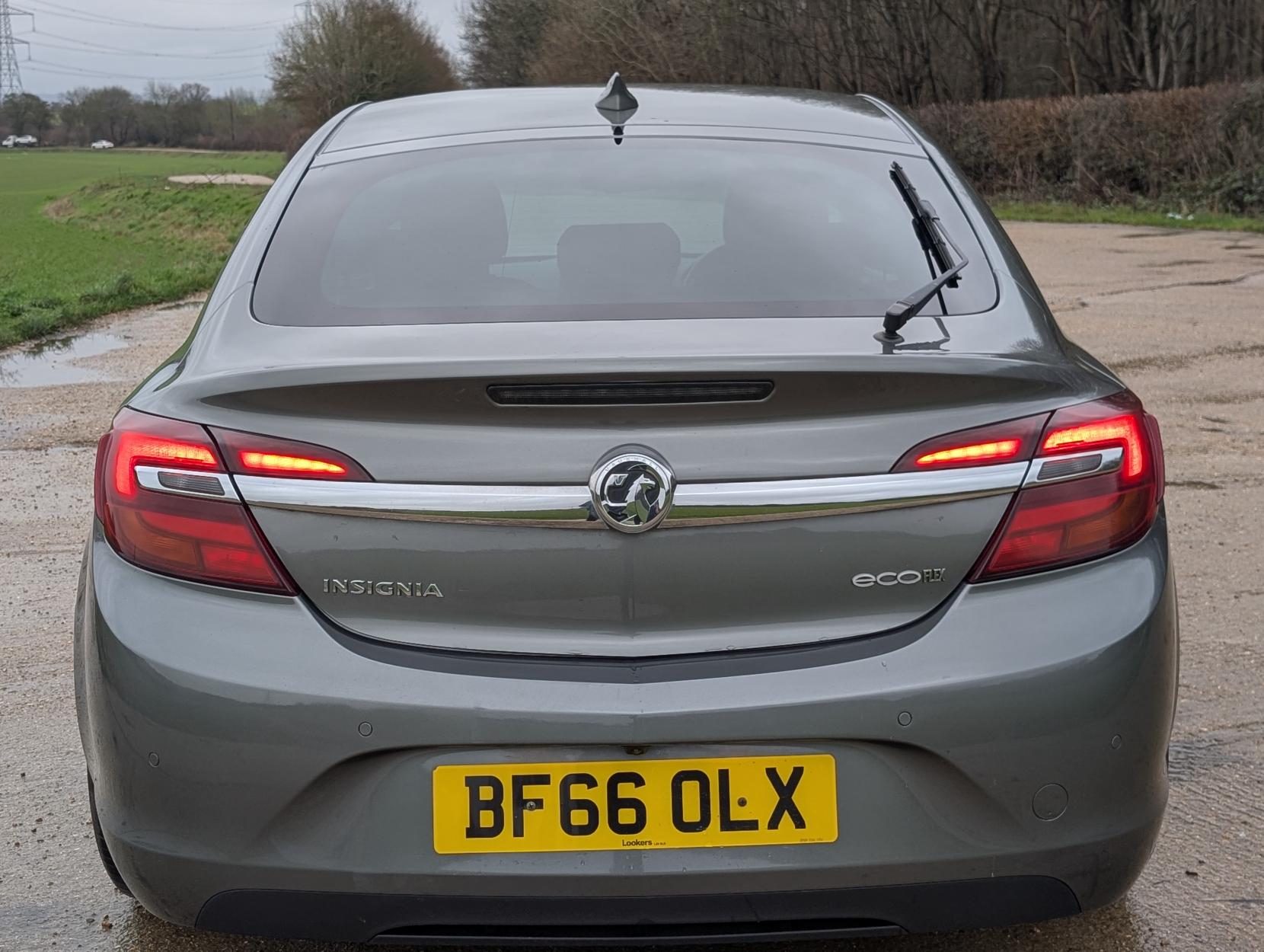 Vauxhall Insignia 1.6 CDTi ecoFLEX Elite Nav Hatchback 5dr Diesel Manual Euro 6 (s/s) (136 ps)