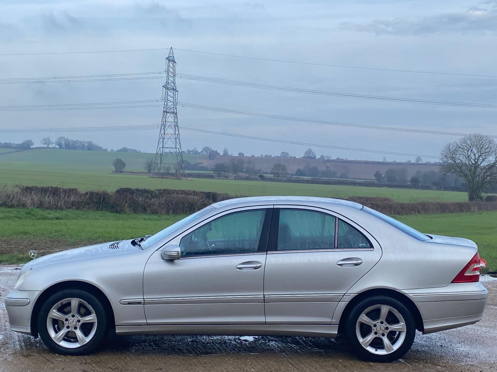 Mercedes-Benz C Class 1.8 C180 Kompressor Avantgarde SE Saloon 4dr Petrol Automatic (202 g/km, 143 bhp)