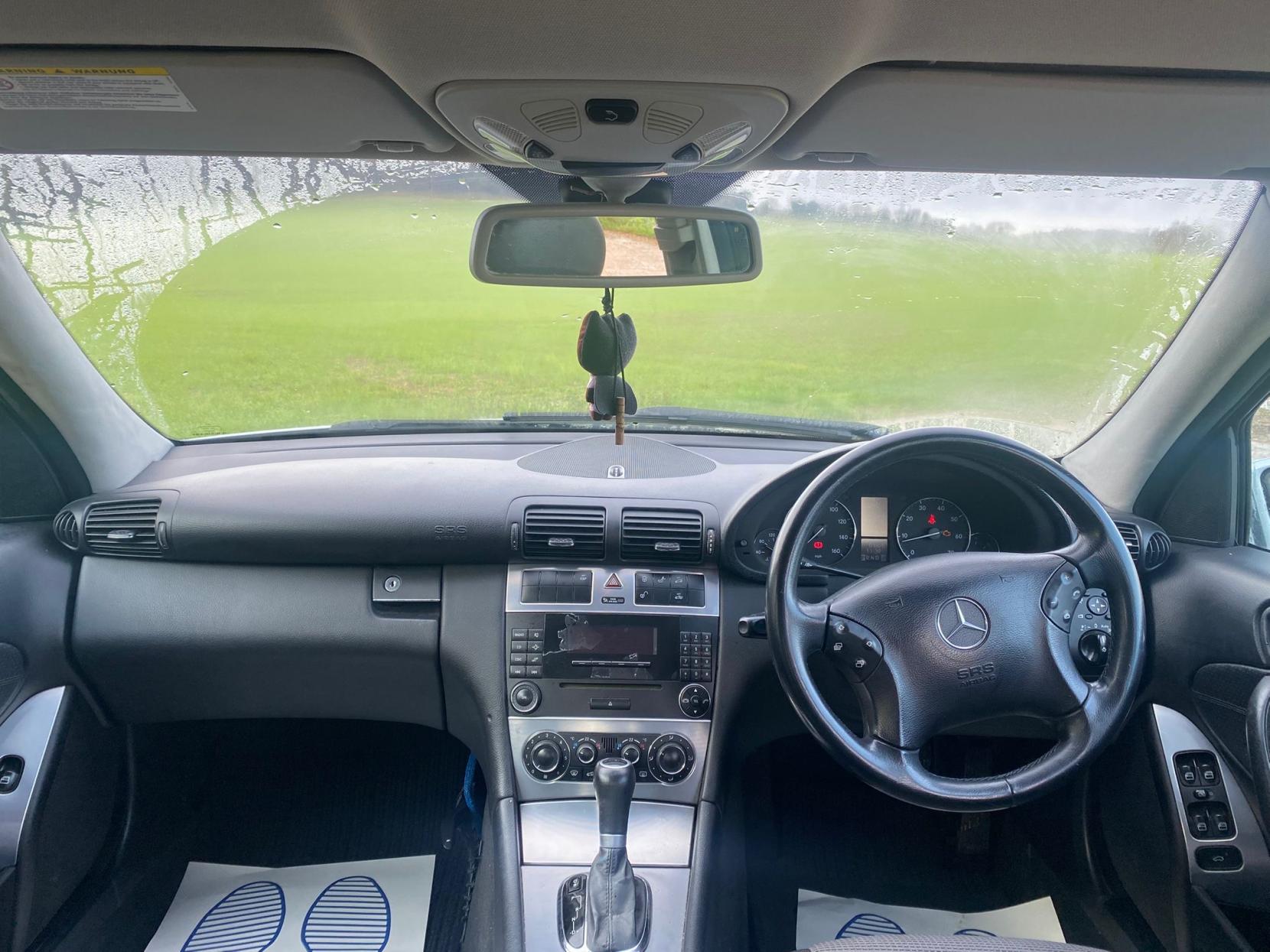 Mercedes-Benz C Class 1.8 C180 Kompressor Avantgarde SE Saloon 4dr Petrol Automatic (202 g/km, 143 bhp)