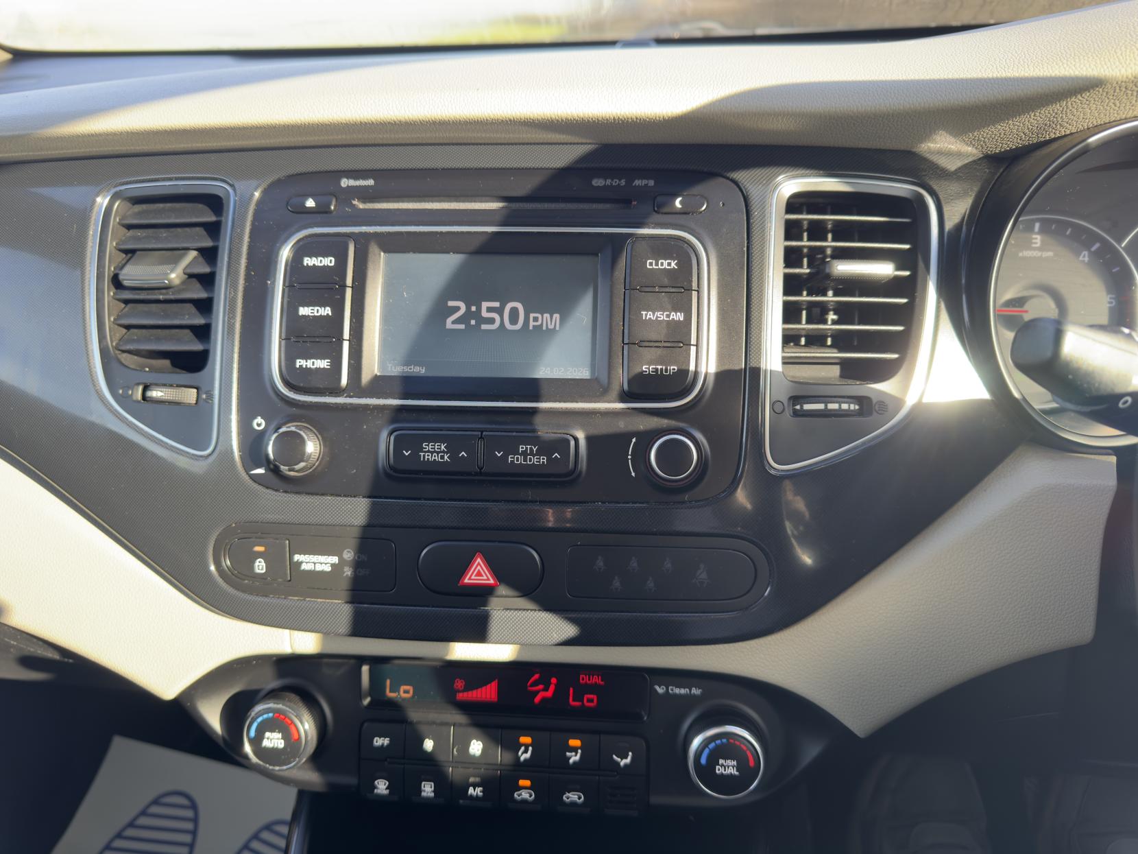 Kia Carens 1.7 CRDi EcoDynamics 3 MPV 5dr Diesel Manual Euro 5 (s/s) (134 bhp)