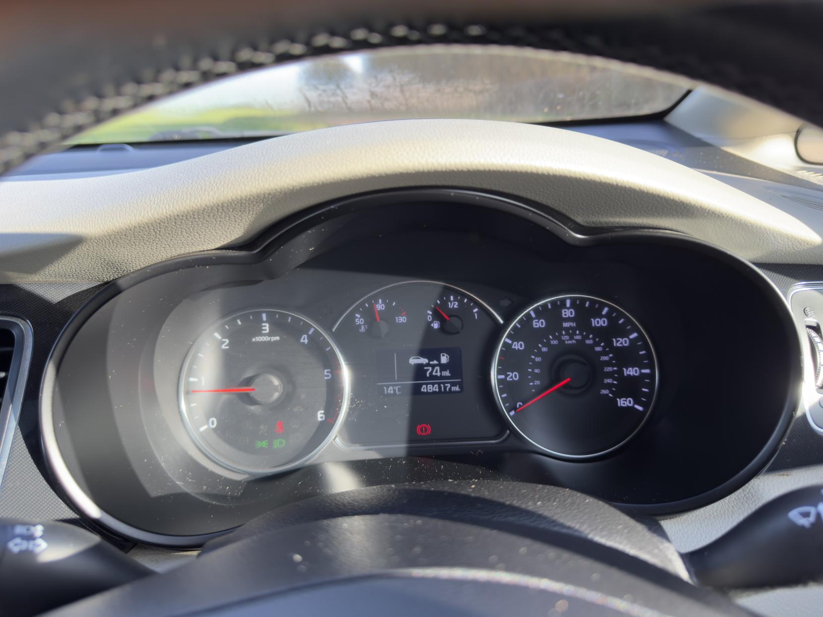 Kia Carens 1.7 CRDi EcoDynamics 3 MPV 5dr Diesel Manual Euro 5 (s/s) (134 bhp)