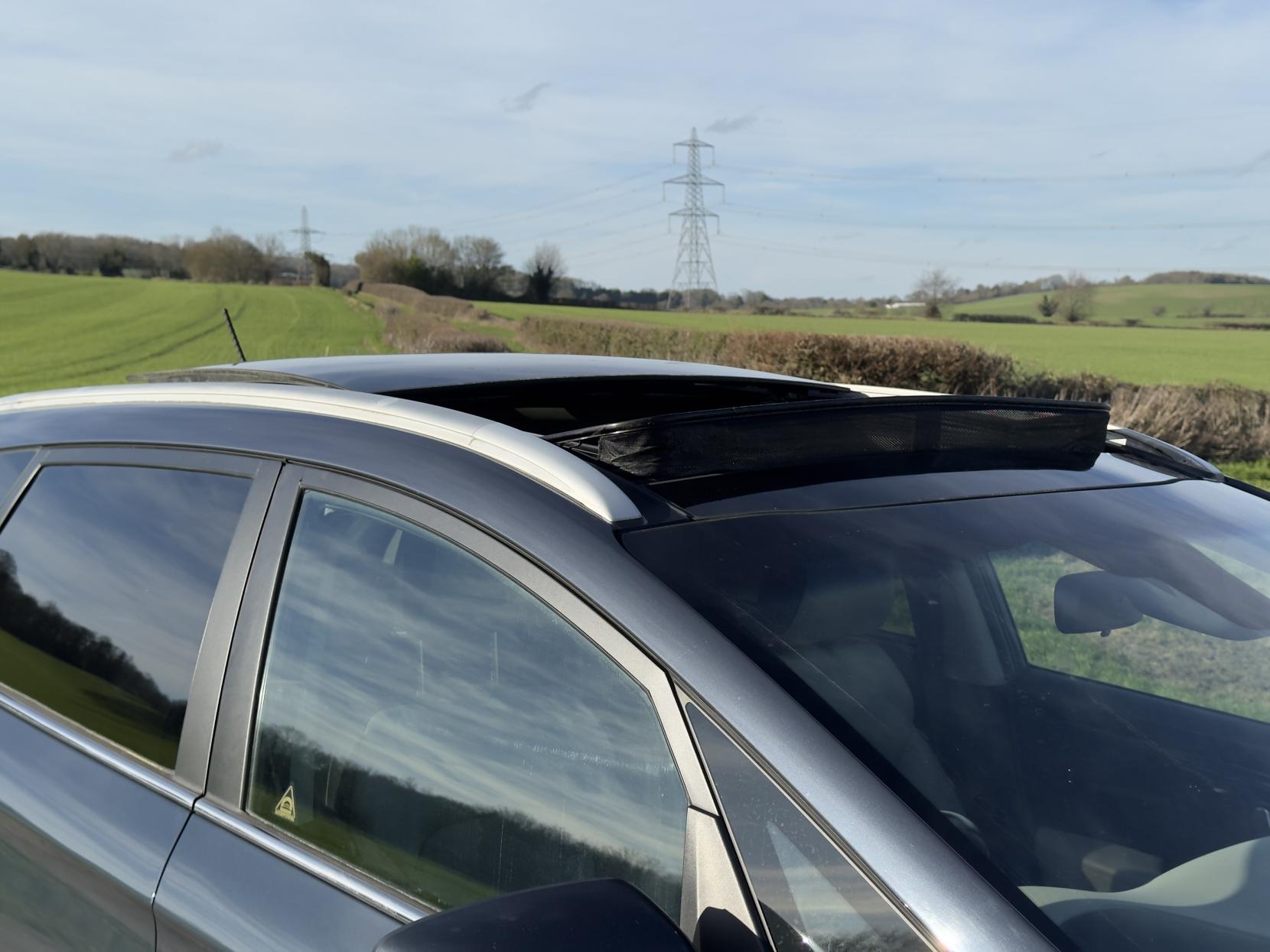 Kia Carens 1.7 CRDi EcoDynamics 3 MPV 5dr Diesel Manual Euro 5 (s/s) (134 bhp)