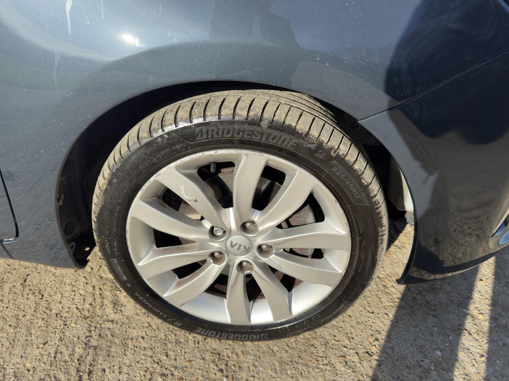 Kia Carens 1.7 CRDi EcoDynamics 3 MPV 5dr Diesel Manual Euro 5 (s/s) (134 bhp)