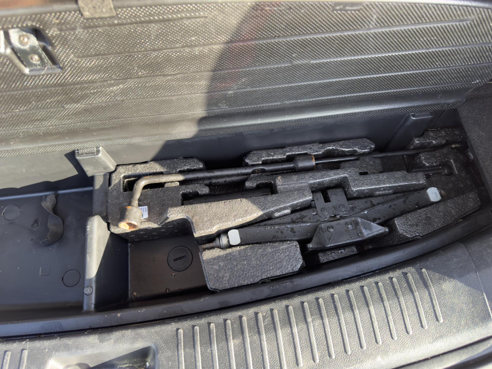 Kia Carens 1.7 CRDi EcoDynamics 3 MPV 5dr Diesel Manual Euro 5 (s/s) (134 bhp)