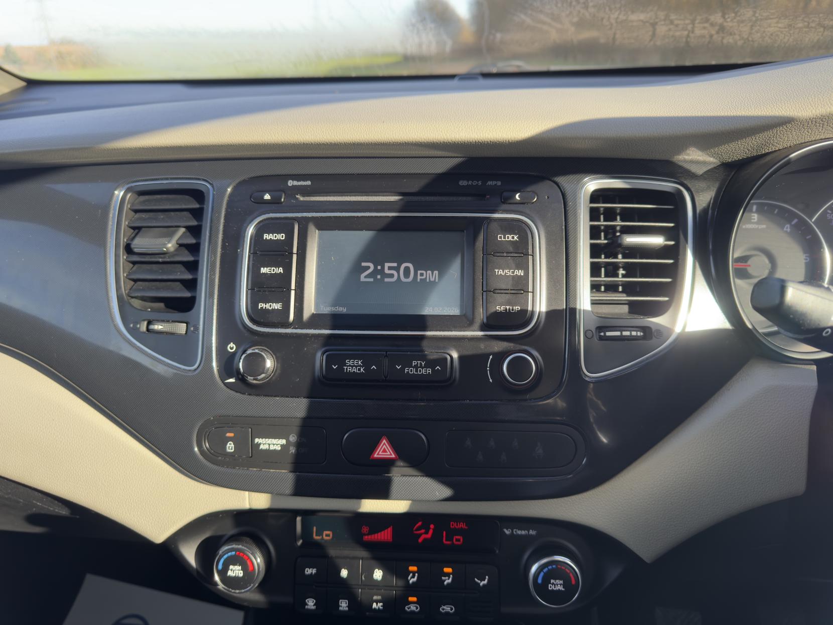 Kia Carens 1.7 CRDi EcoDynamics 3 MPV 5dr Diesel Manual Euro 5 (s/s) (134 bhp)