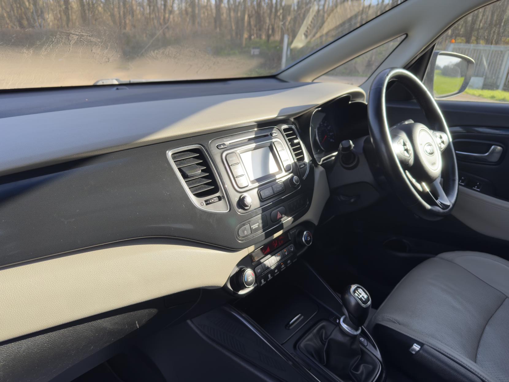 Kia Carens 1.7 CRDi EcoDynamics 3 MPV 5dr Diesel Manual Euro 5 (s/s) (134 bhp)