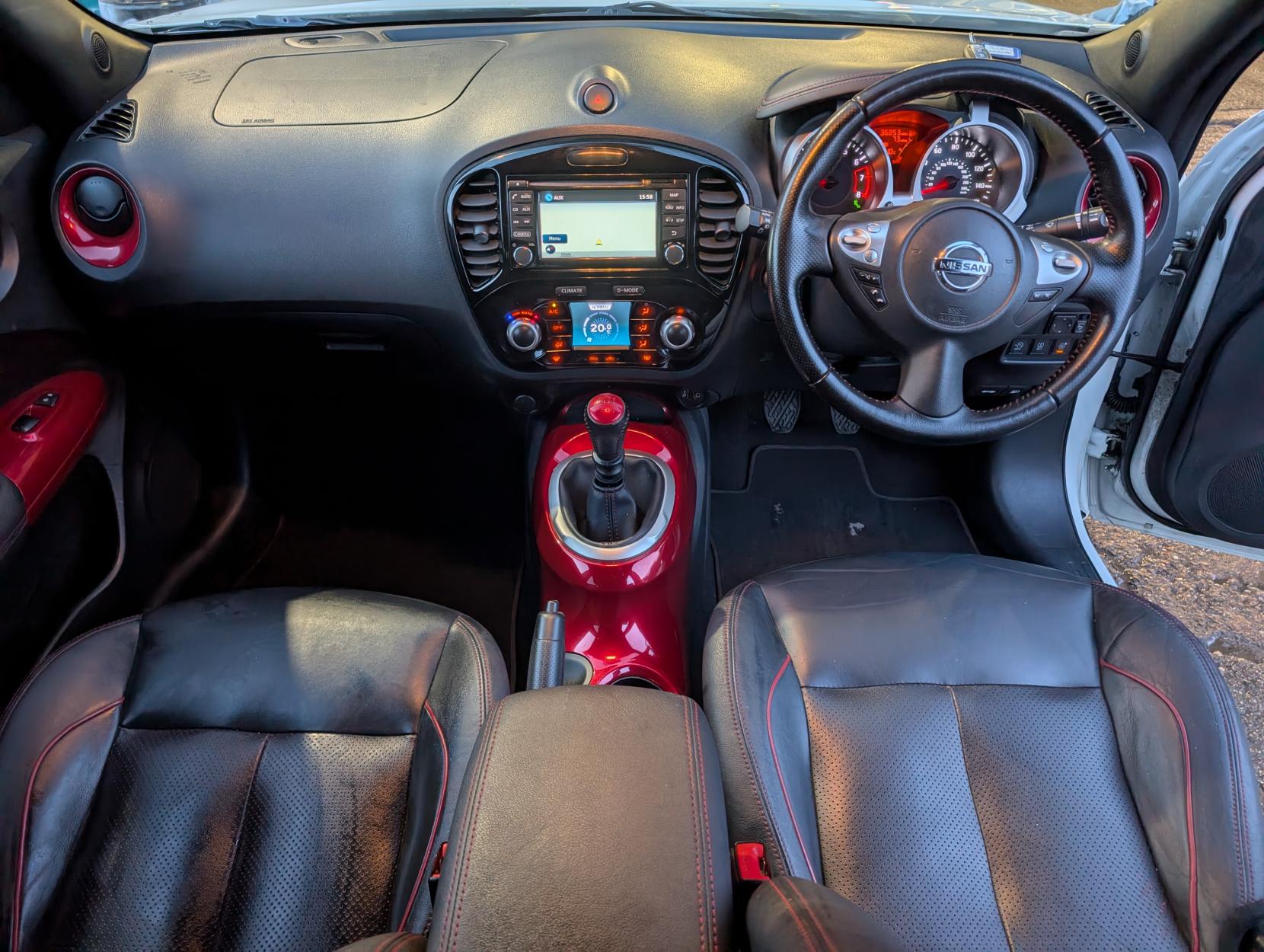 Nissan Juke 1.6 DIG-T Tekna SUV 5dr Petrol Manual Euro 6 (s/s) (190 ps)