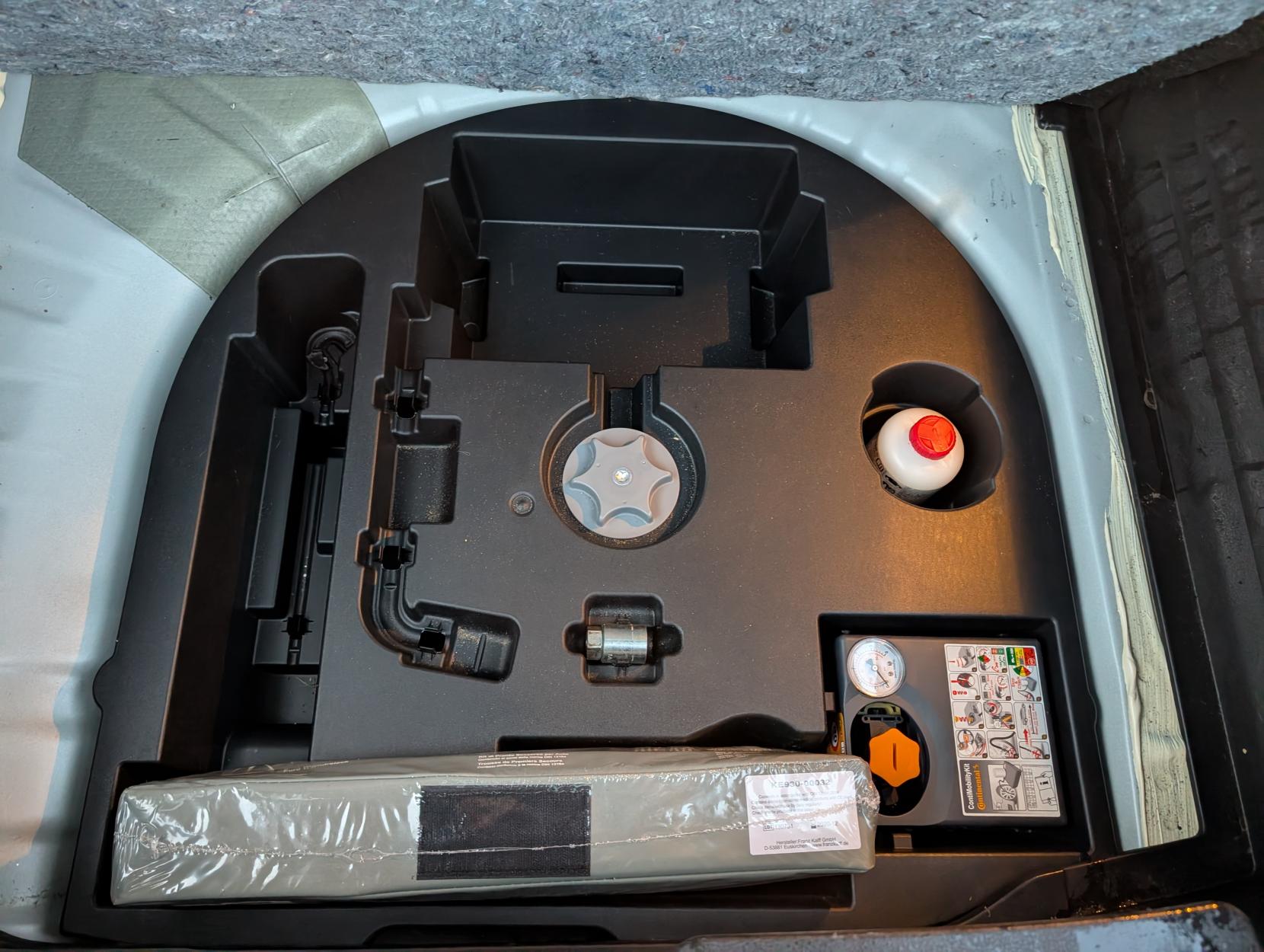 Nissan Juke 1.6 DIG-T Tekna SUV 5dr Petrol Manual Euro 6 (s/s) (190 ps)