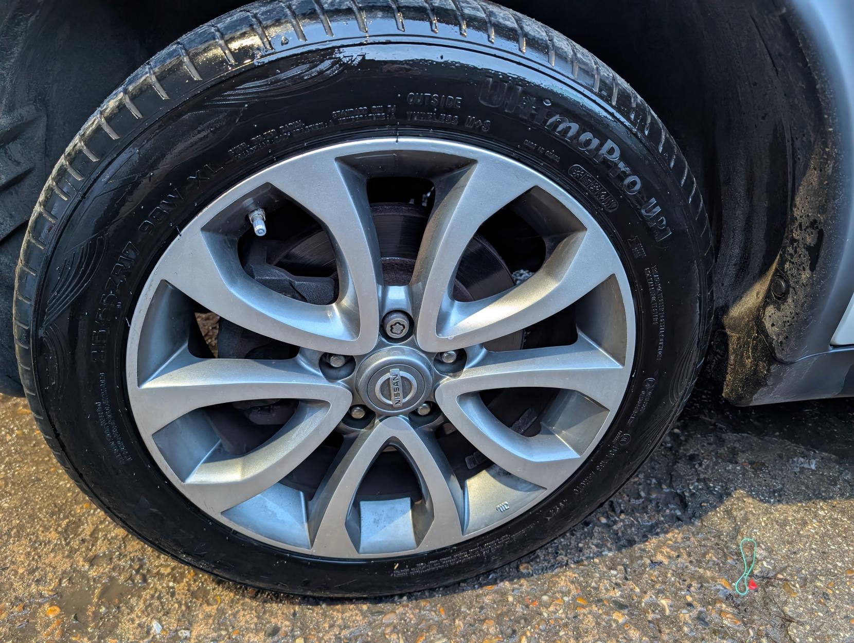 Nissan Juke 1.6 DIG-T Tekna SUV 5dr Petrol Manual Euro 6 (s/s) (190 ps)