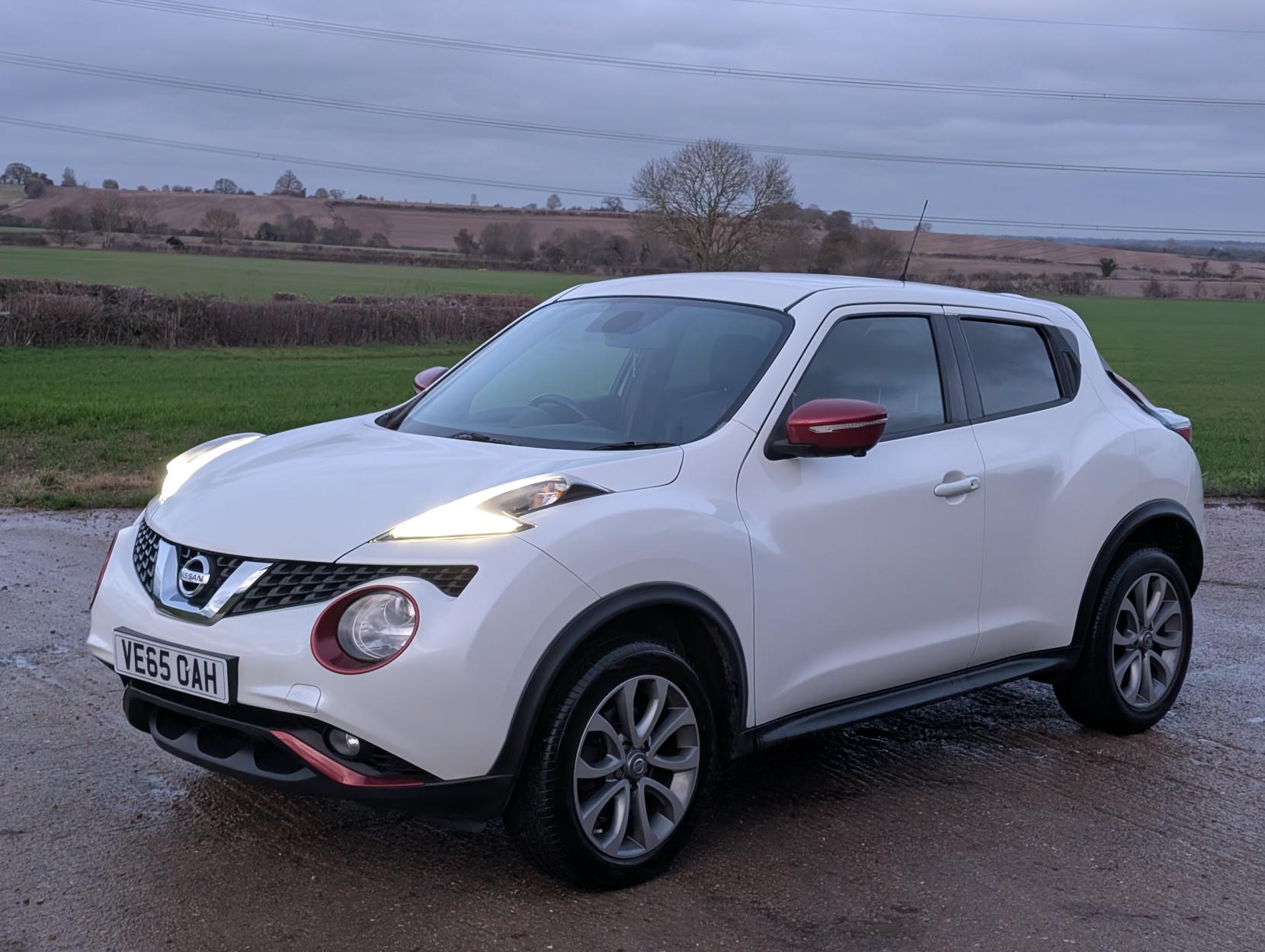Nissan Juke 1.6 DIG-T Tekna SUV 5dr Petrol Manual Euro 6 (s/s) (190 ps)