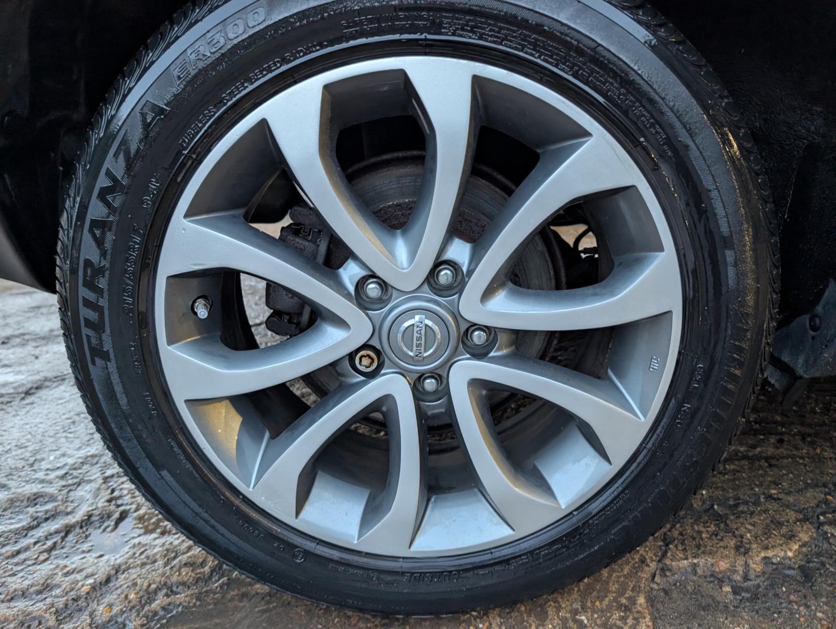 Nissan Juke 1.6 DIG-T Tekna SUV 5dr Petrol Manual Euro 6 (s/s) (190 ps)