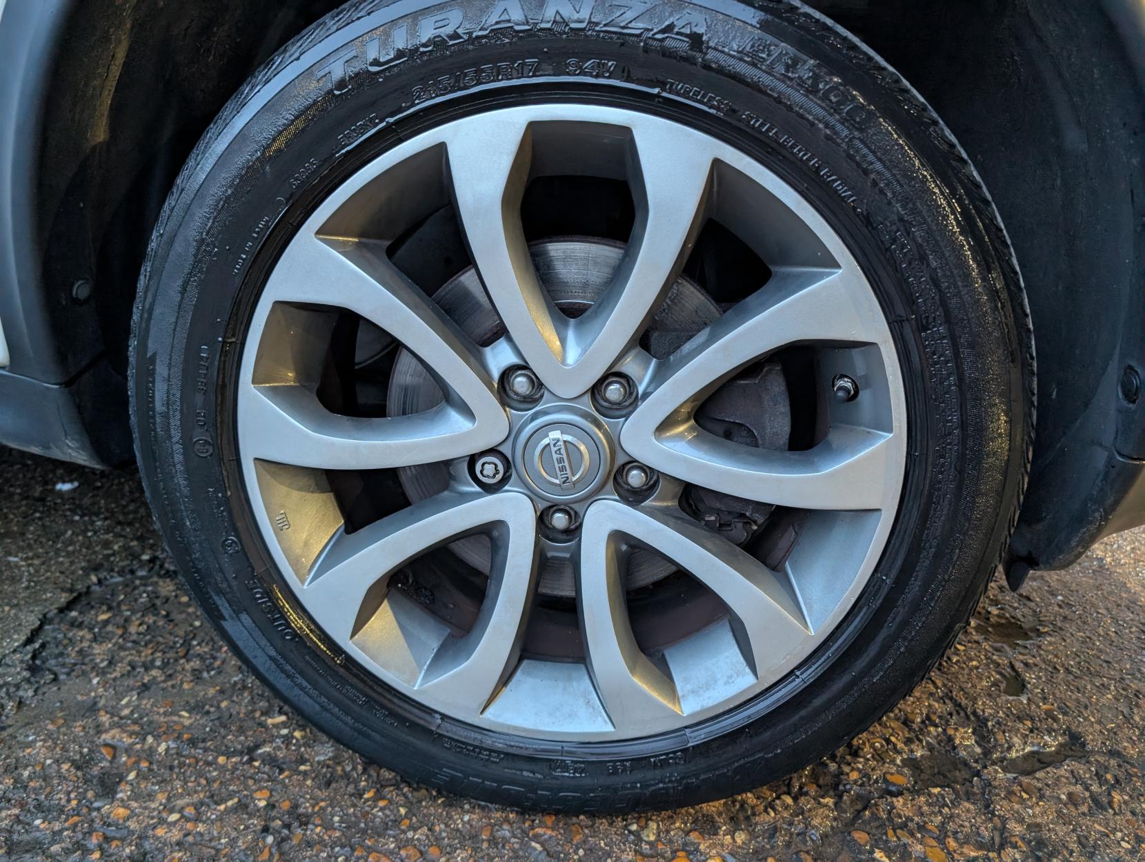 Nissan Juke 1.6 DIG-T Tekna SUV 5dr Petrol Manual Euro 6 (s/s) (190 ps)