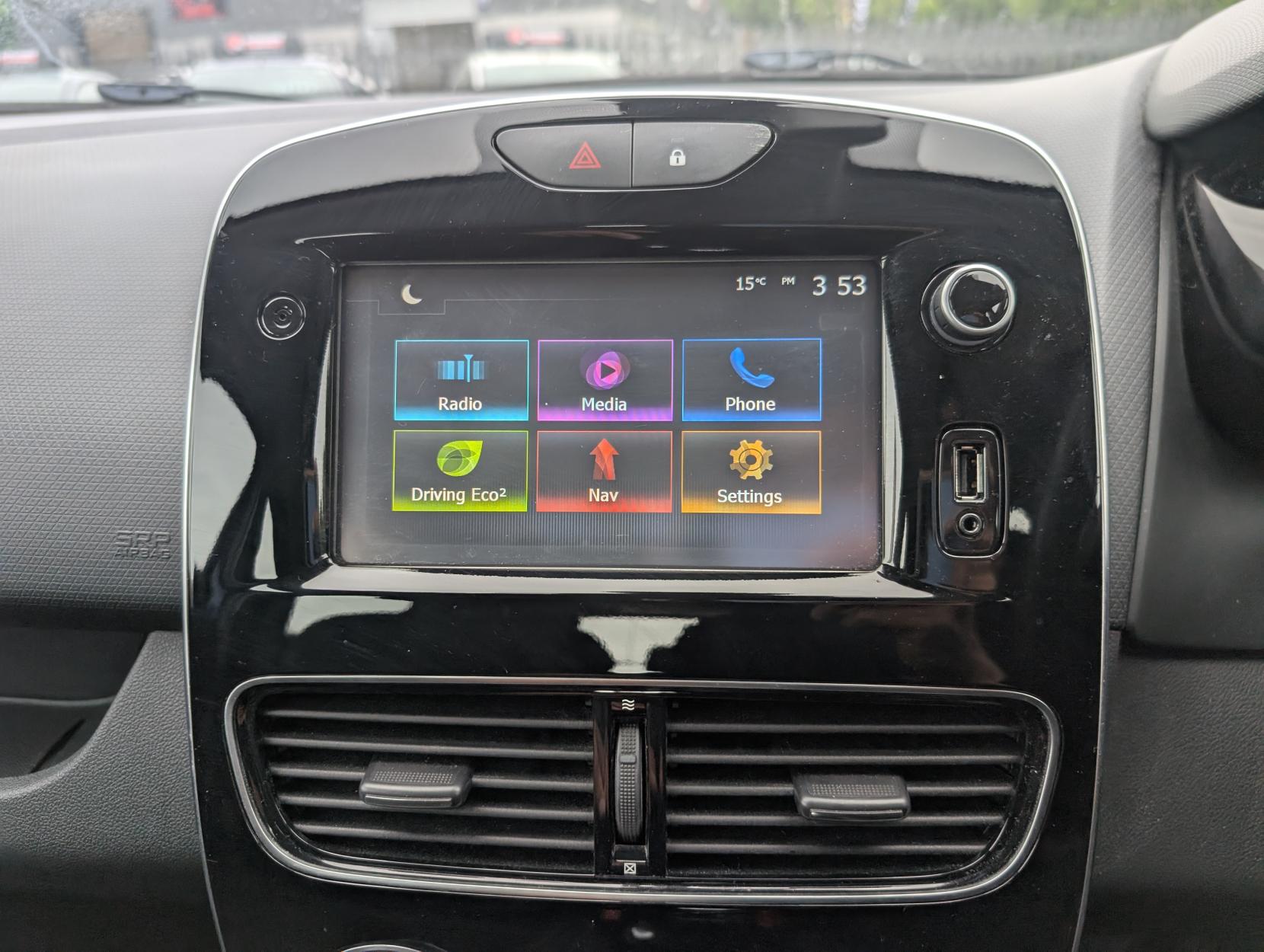 Renault Clio 0.9 TCe Dynamique S Nav Hatchback 5dr Petrol Manual Euro 6 (s/s) (90 ps)