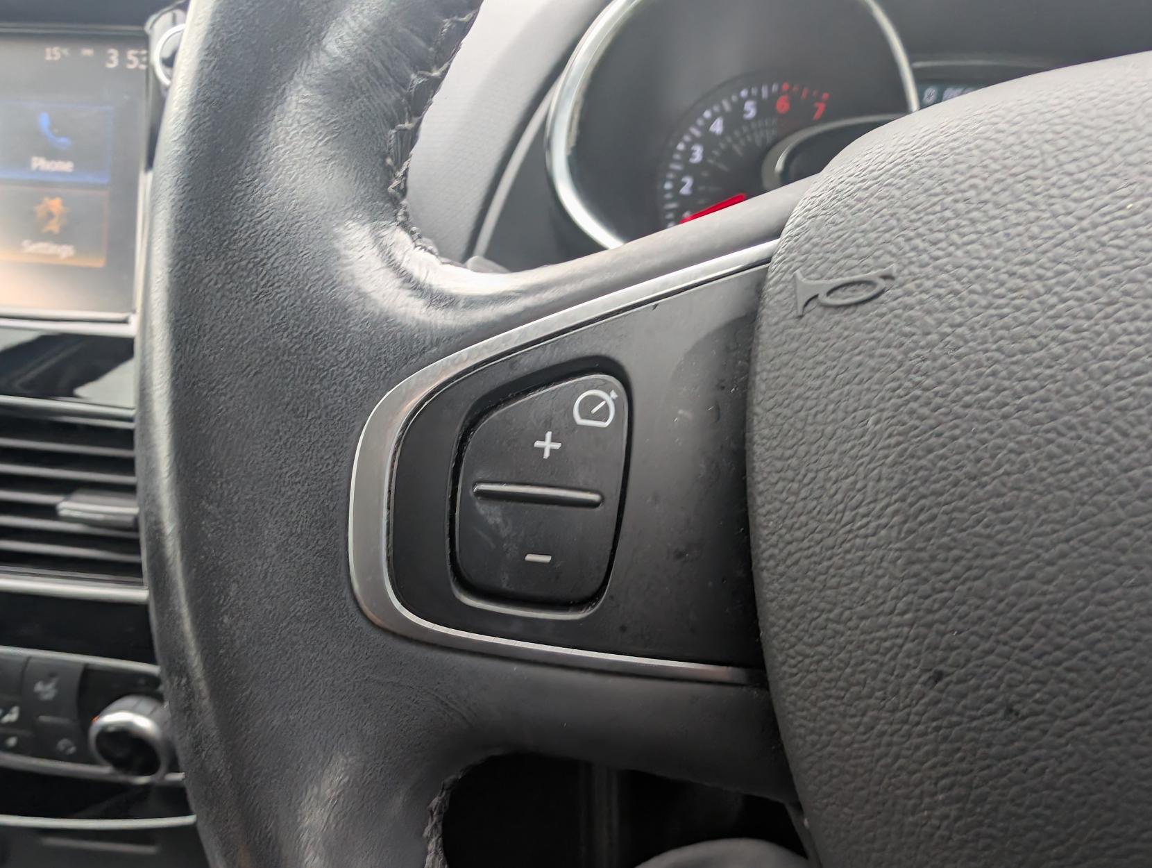 Renault Clio 0.9 TCe Dynamique S Nav Hatchback 5dr Petrol Manual Euro 6 (s/s) (90 ps)