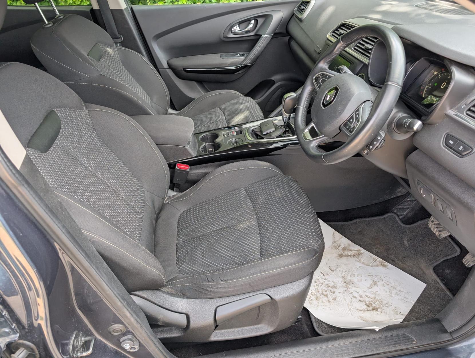 Renault Kadjar 1.5 dCi Dynamique Nav SUV 5dr Diesel EDC Euro 6 (s/s) (110 ps)