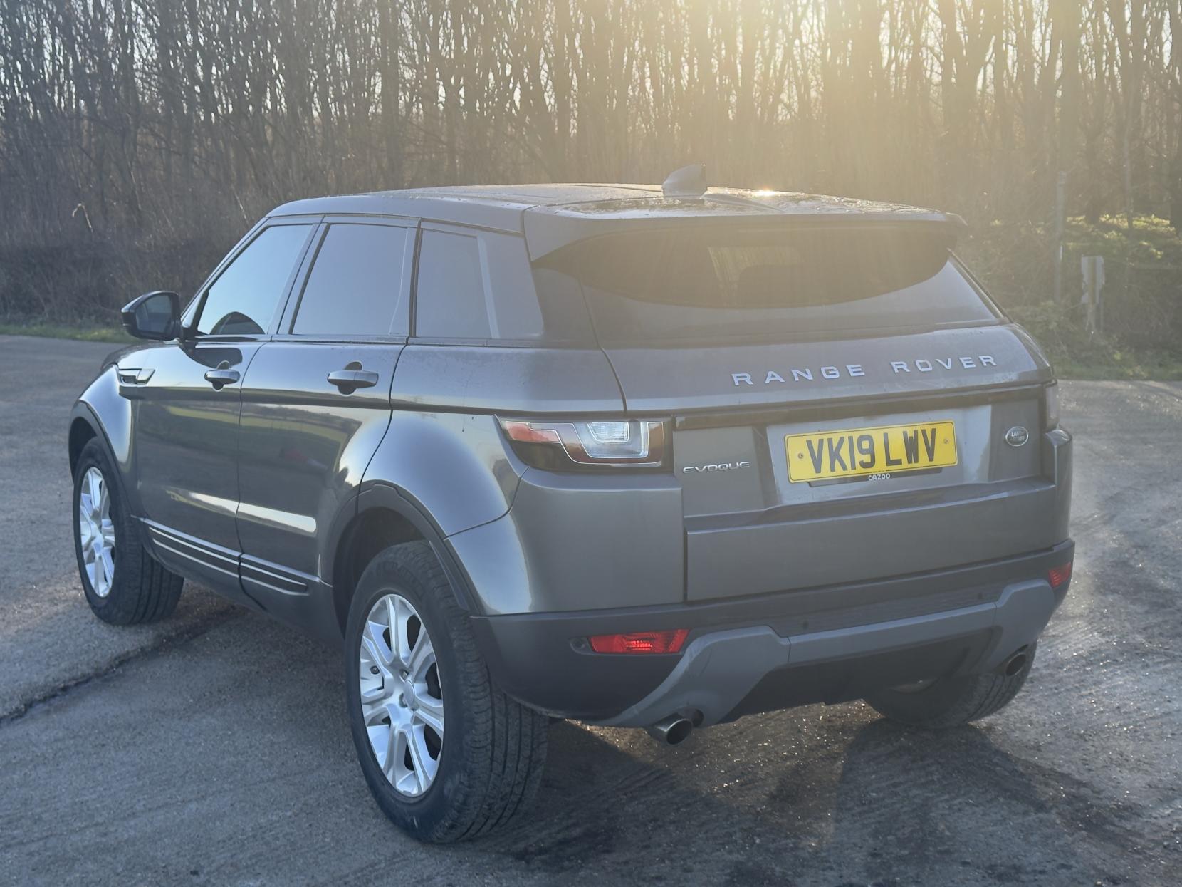 Land Rover Range Rover Evoque 2.0 TD4 SE Tech SUV 5dr Diesel Auto 4WD Euro 6 (s/s) (180 ps)