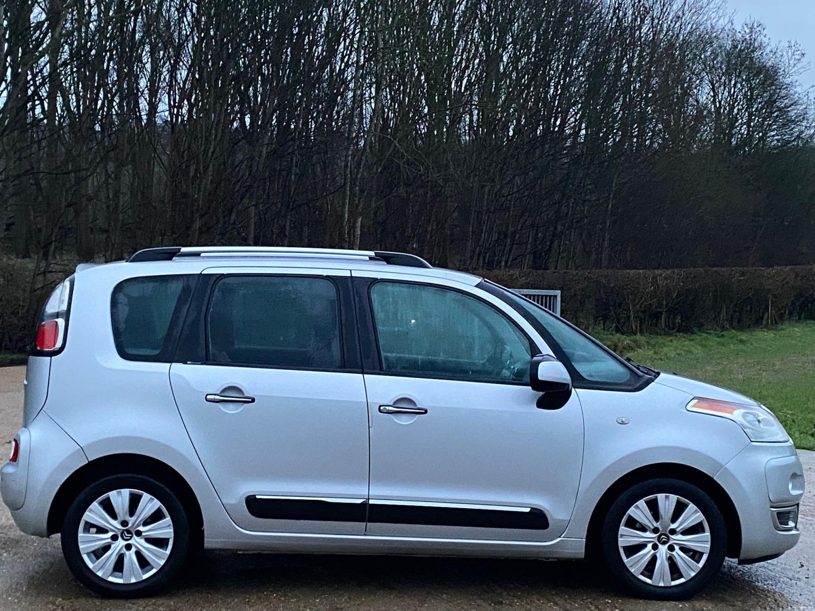 Citroen C3 Picasso 1.6 HDi Exclusive MPV 5dr Diesel Manual Euro 5 (90 ps)