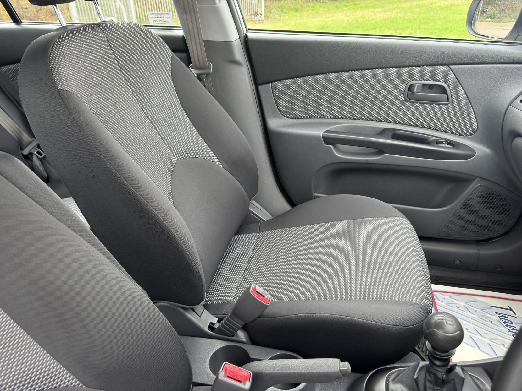 Kia Rio 1.4 Strike Hatchback 5dr Petrol Manual (150 g/km, 95 bhp)