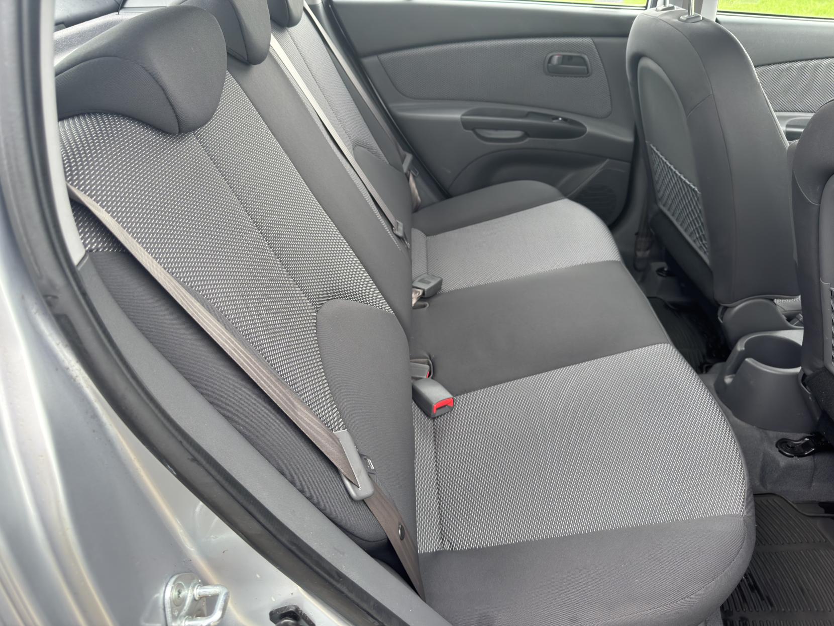 Kia Rio 1.4 Strike Hatchback 5dr Petrol Manual (150 g/km, 95 bhp)