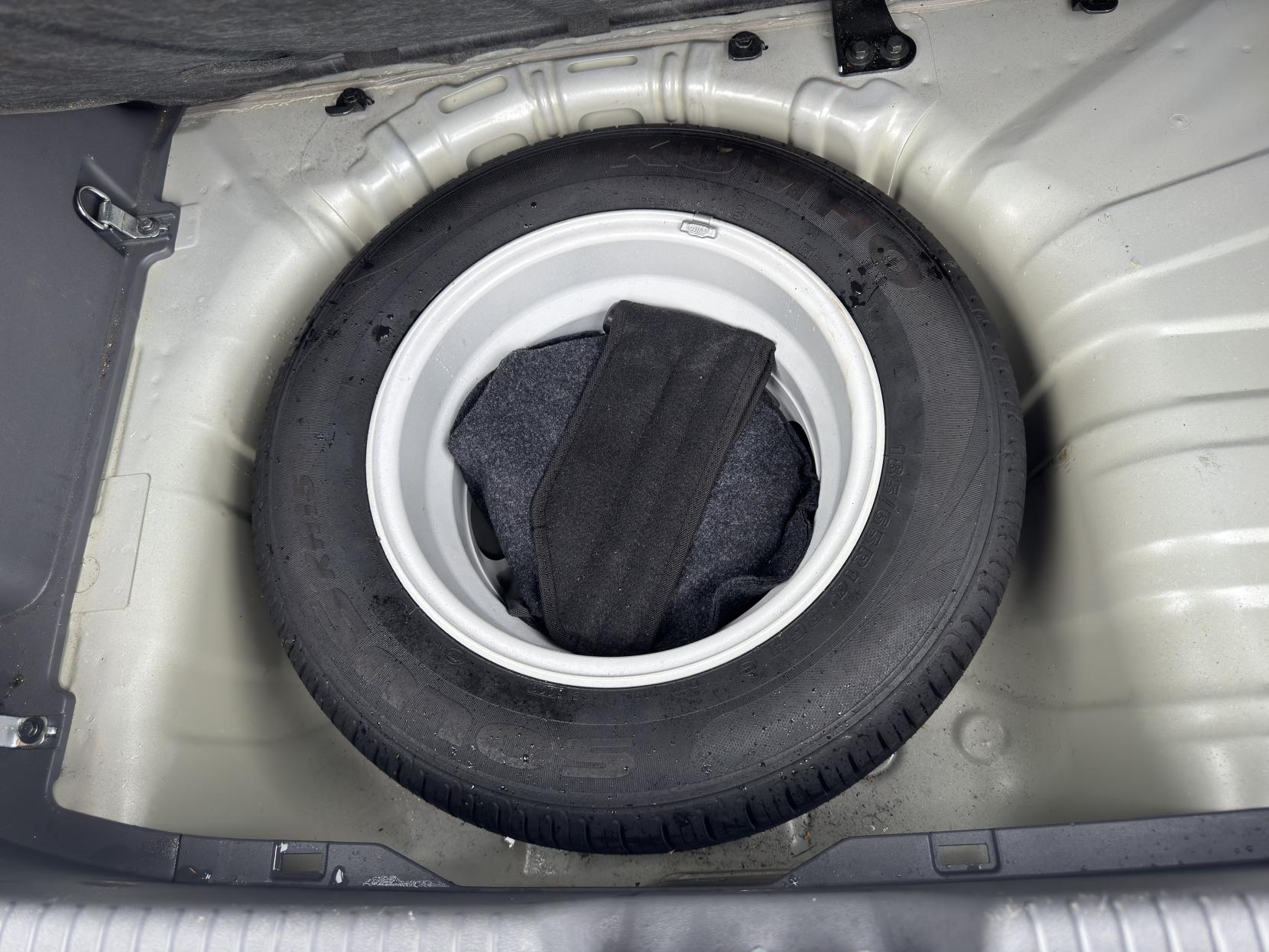 Kia Rio 1.4 Strike Hatchback 5dr Petrol Manual (150 g/km, 95 bhp)