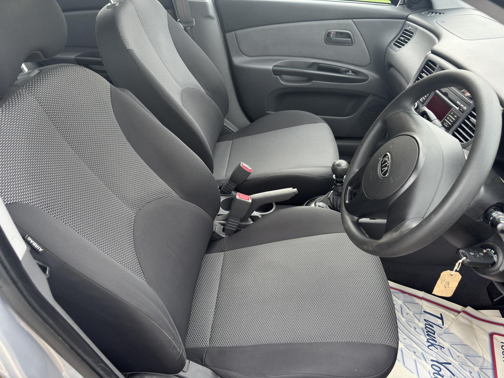 Kia Rio 1.4 Strike Hatchback 5dr Petrol Manual (150 g/km, 95 bhp)