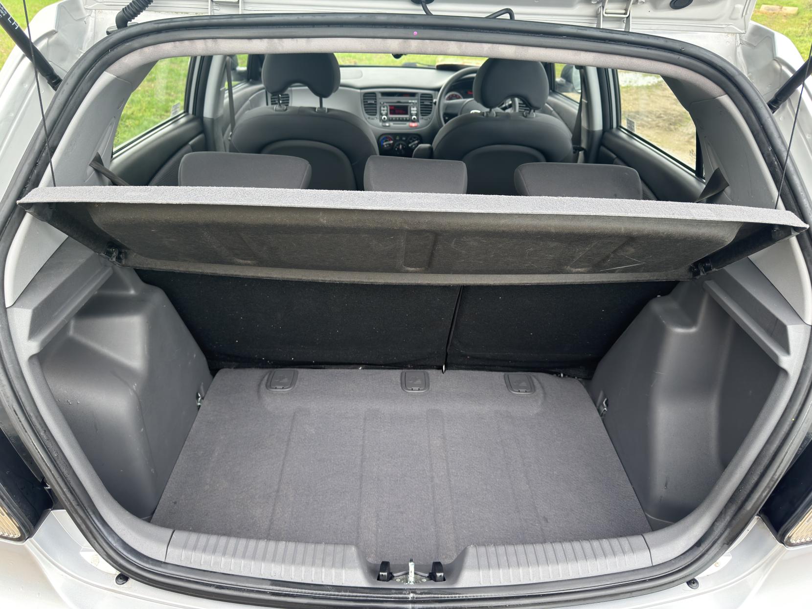 Kia Rio 1.4 Strike Hatchback 5dr Petrol Manual (150 g/km, 95 bhp)