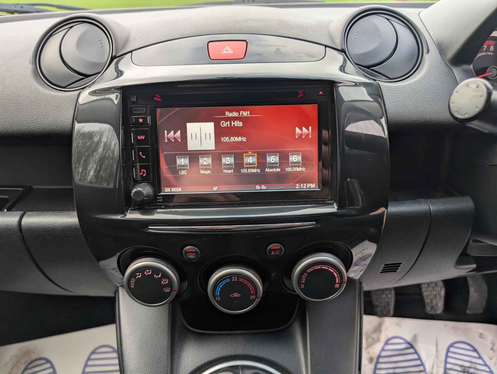 Mazda Mazda2 1.3 Sport Venture Hatchback 5dr Petrol Manual Euro 5 (84 ps)