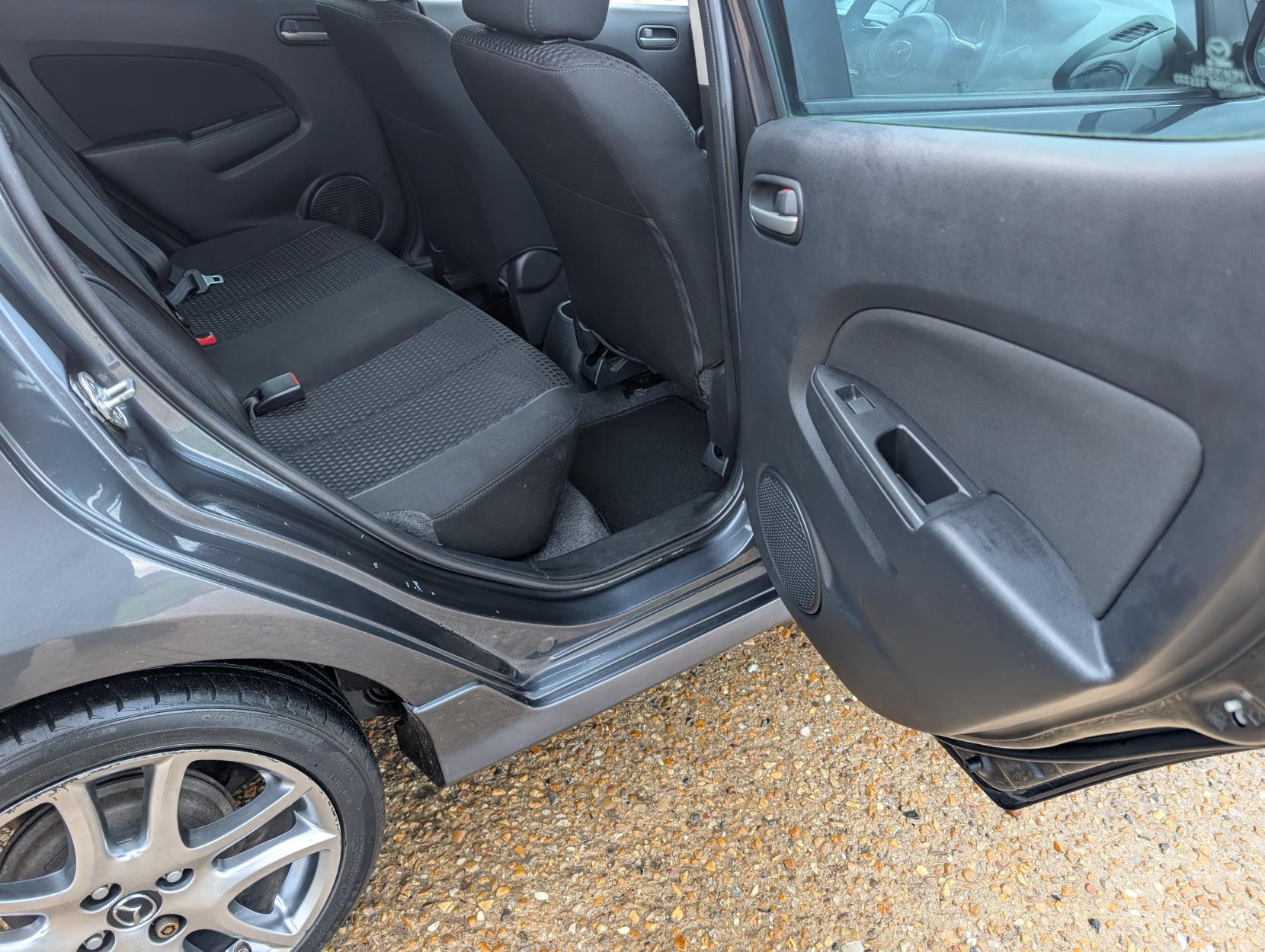 Mazda Mazda2 1.3 Sport Venture Hatchback 5dr Petrol Manual Euro 5 (84 ps)