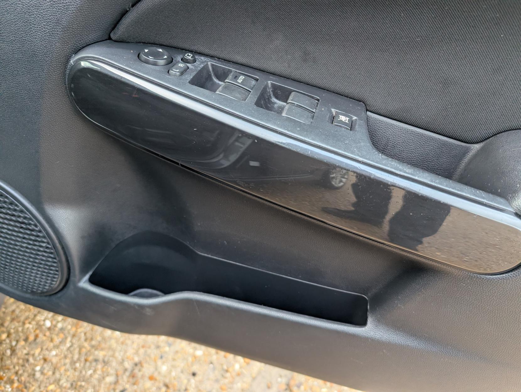 Mazda Mazda2 1.3 Sport Venture Hatchback 5dr Petrol Manual Euro 5 (84 ps)