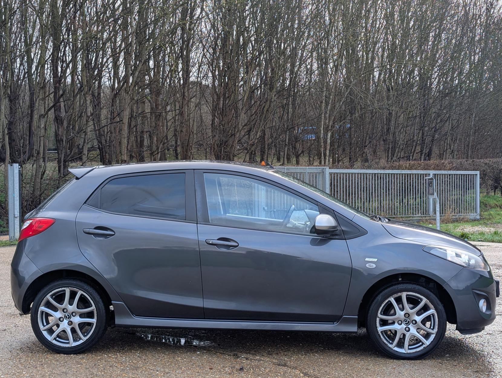 Mazda Mazda2 1.3 Sport Venture Hatchback 5dr Petrol Manual Euro 5 (84 ps)