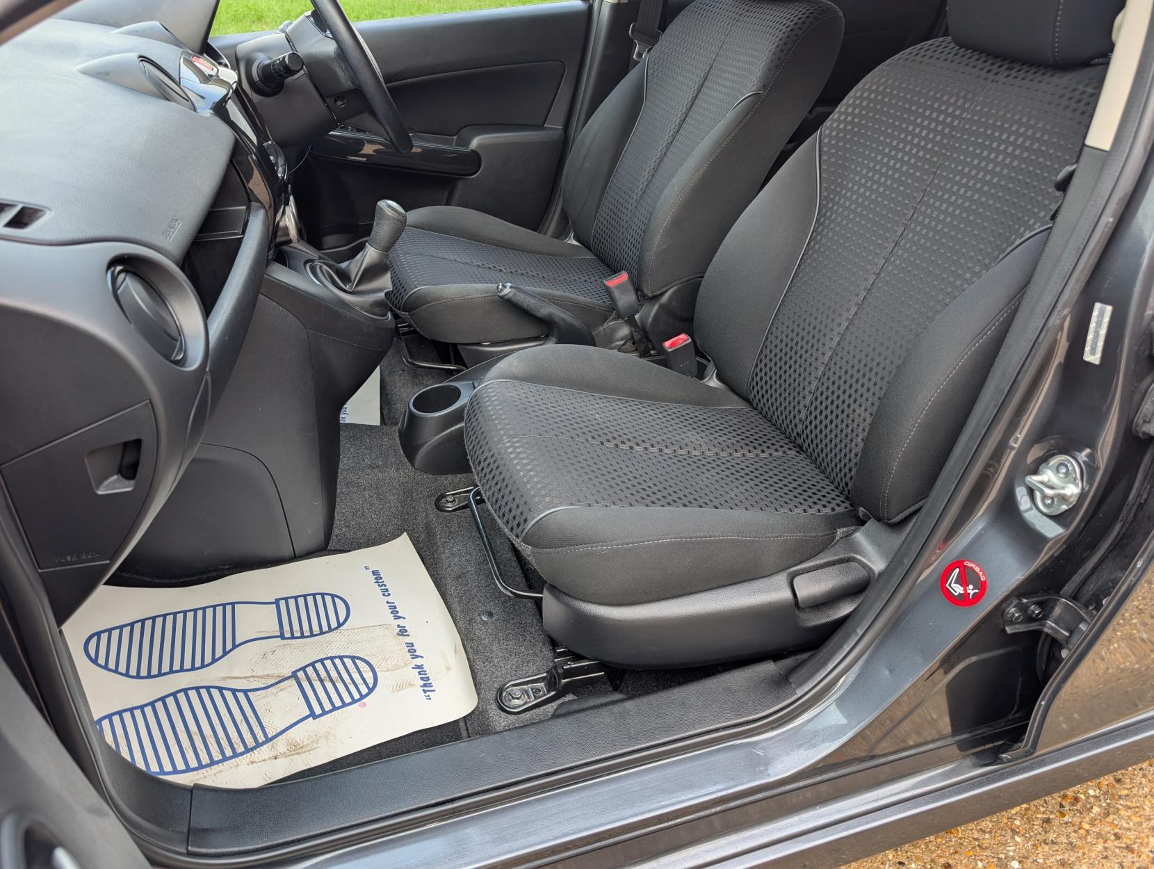 Mazda Mazda2 1.3 Sport Venture Hatchback 5dr Petrol Manual Euro 5 (84 ps)