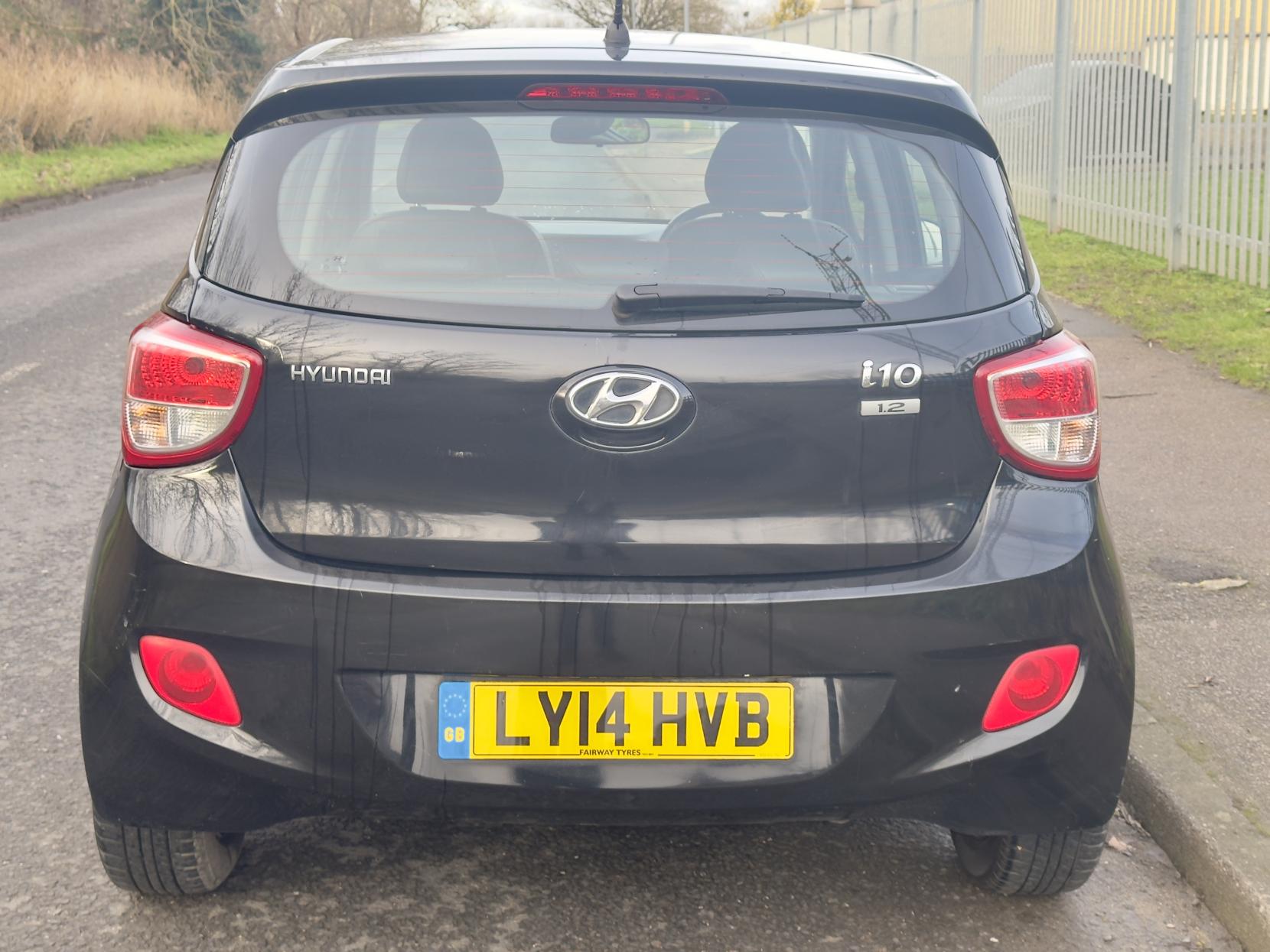 Hyundai i10 1.2 Premium Hatchback 5dr Petrol Manual Euro 5 (87 ps)