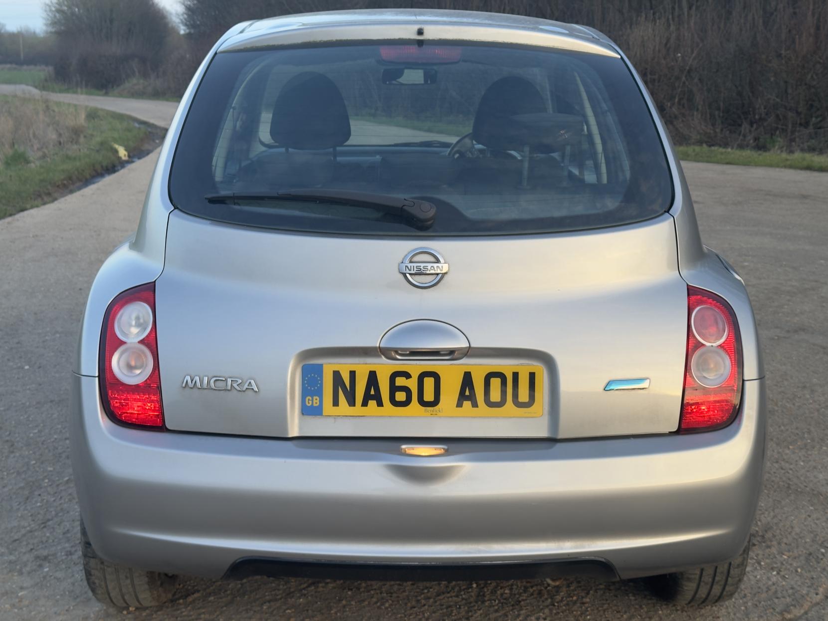 Nissan Micra 1.2 16v n-tec Hatchback 5dr Petrol Manual (139 g/km, 79 bhp)