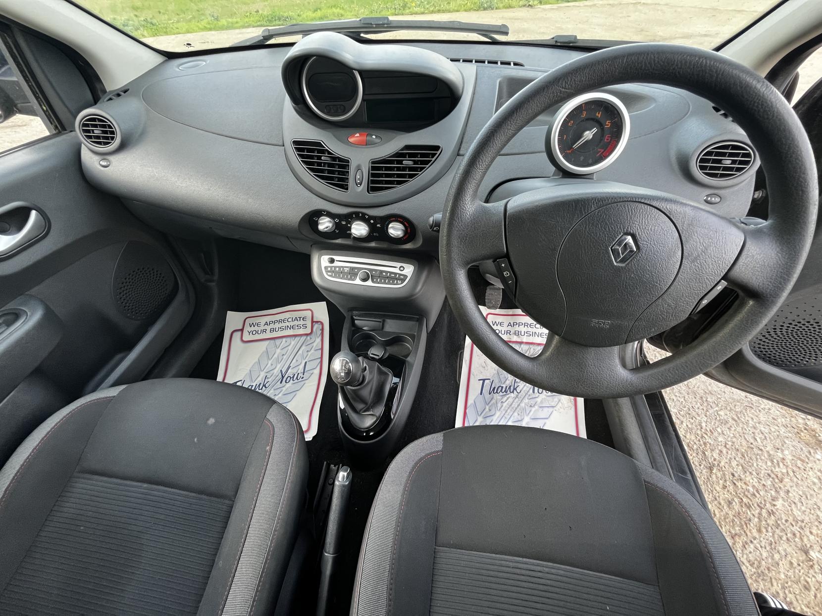 Renault Twingo 1.2 16V Dynamique Hatchback 3dr Petrol Manual Euro 5 (75 ps)