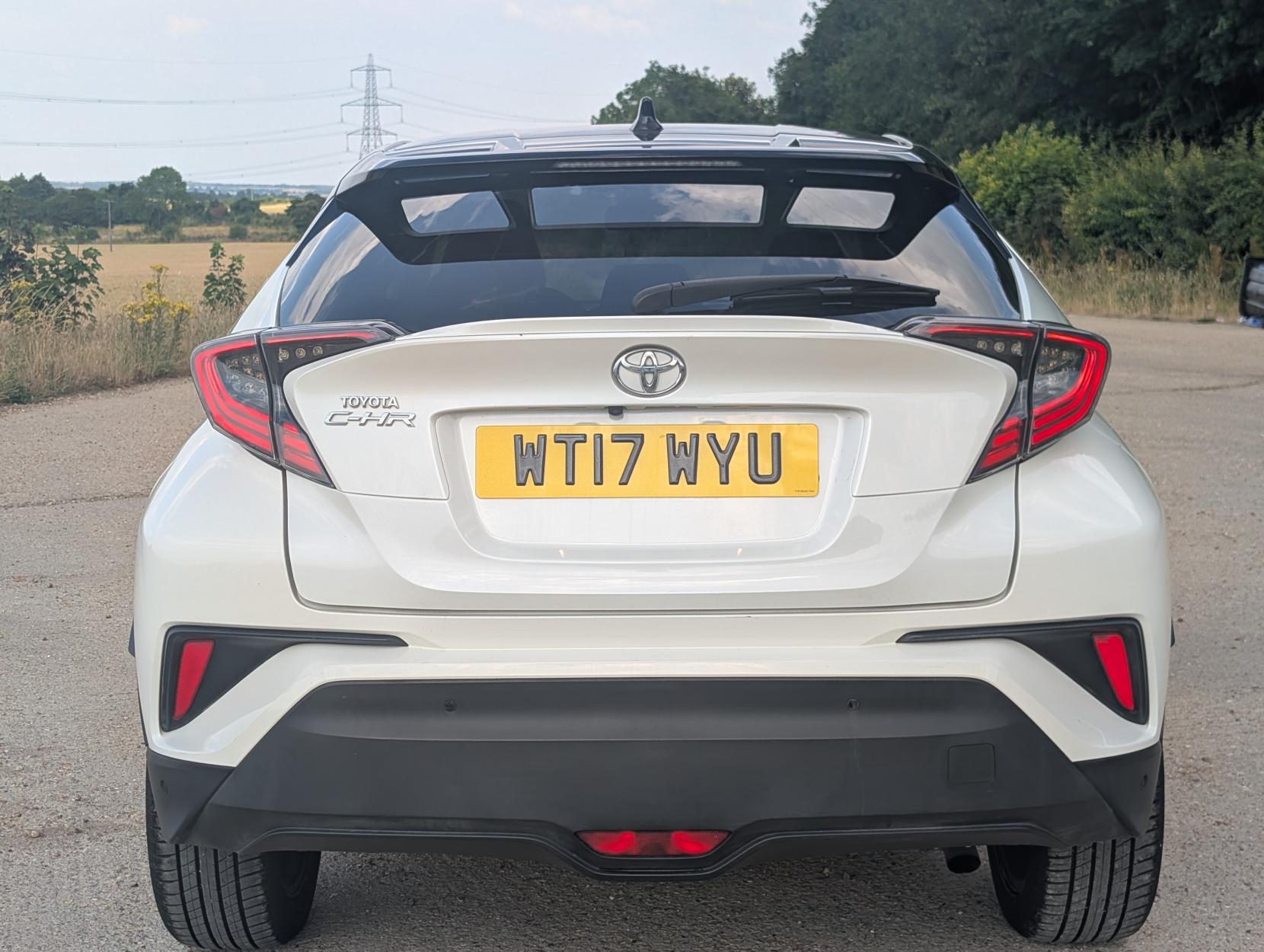 Toyota C-HR 1.2 VVT-i Dynamic SUV 5dr Petrol Manual Euro 6 (s/s) (115 ps)