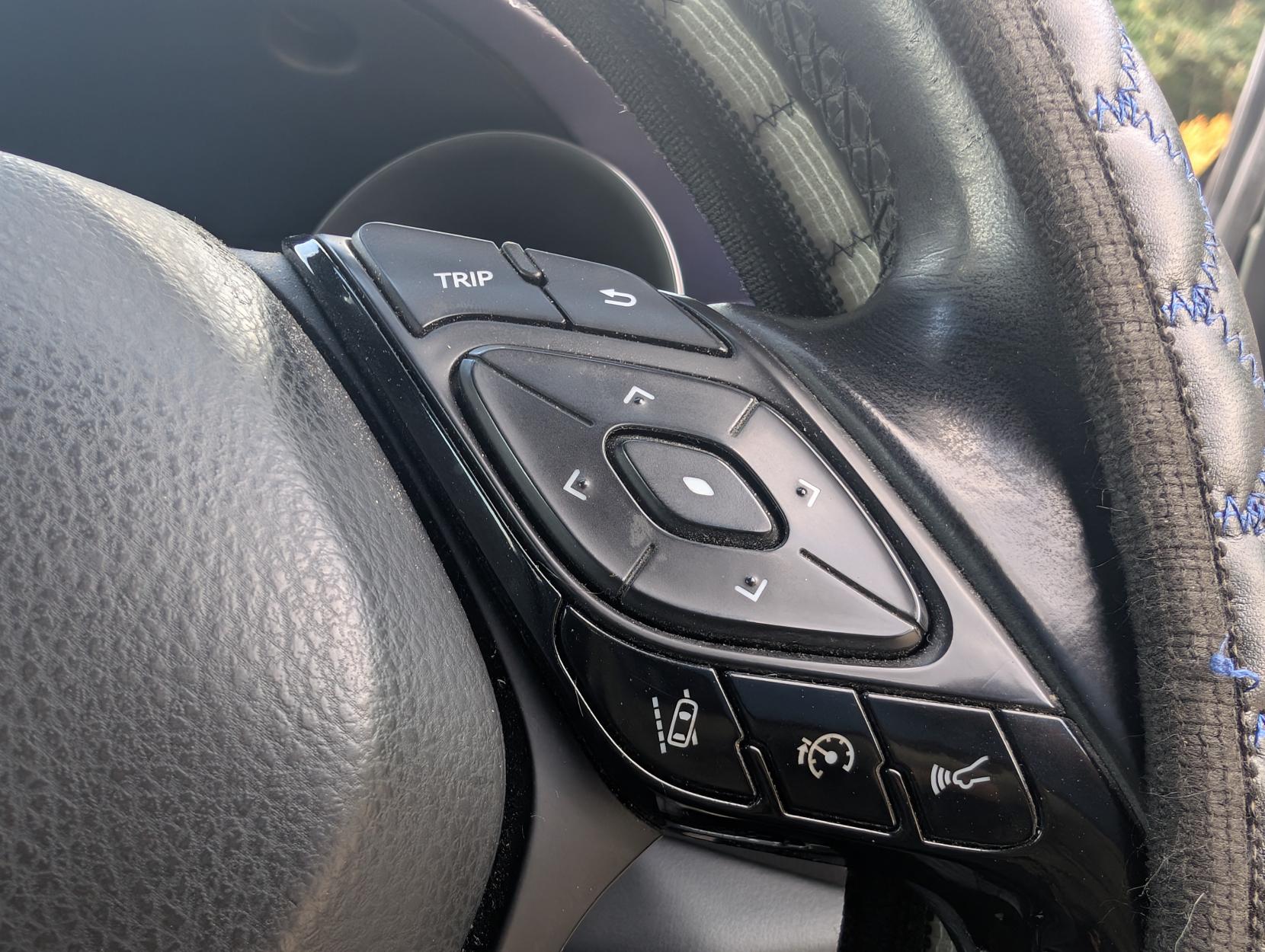 Toyota C-HR 1.2 VVT-i Dynamic SUV 5dr Petrol Manual Euro 6 (s/s) (115 ps)