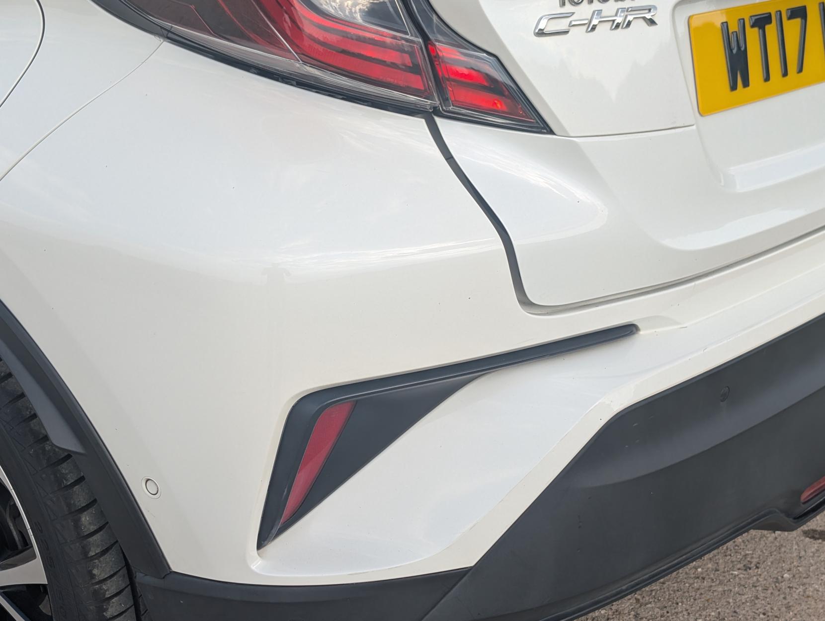 Toyota C-HR 1.2 VVT-i Dynamic SUV 5dr Petrol Manual Euro 6 (s/s) (115 ps)