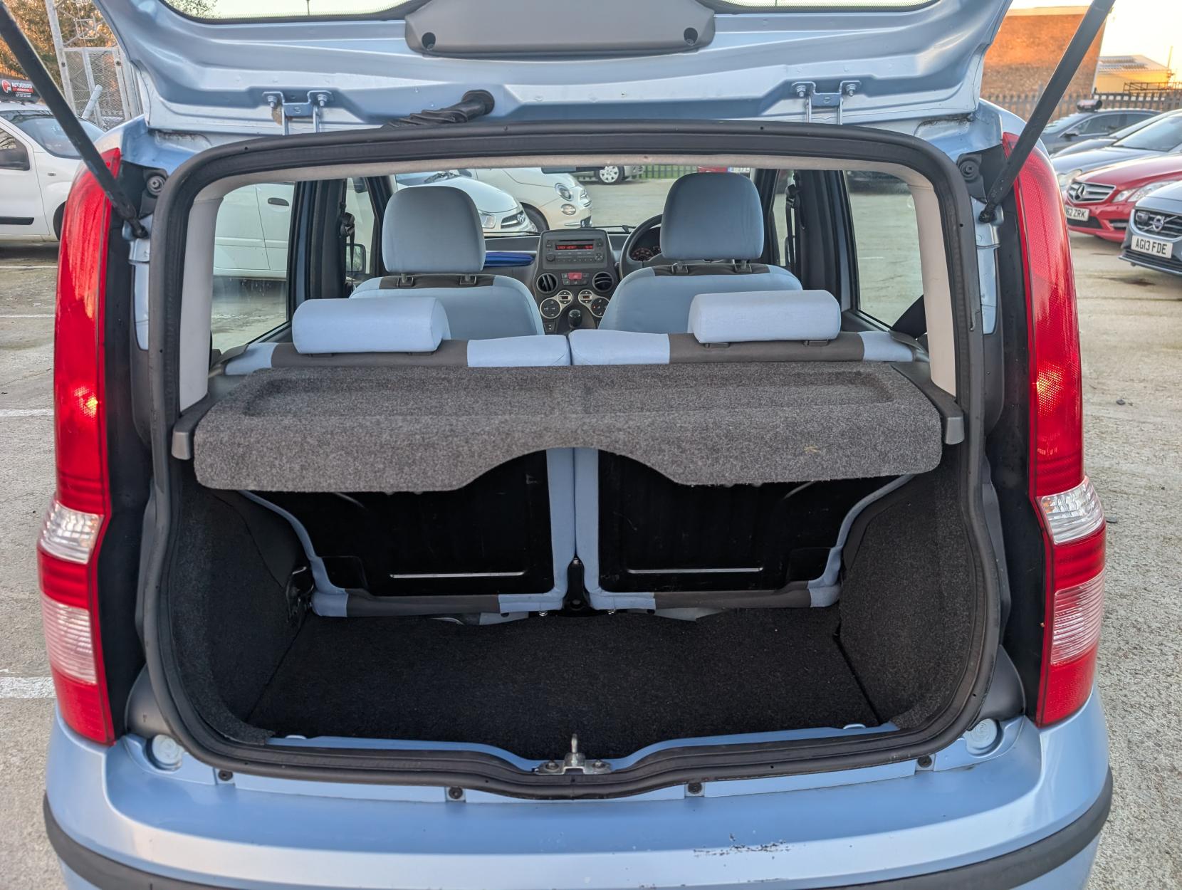 Fiat Panda 1.2 Eleganza Hatchback 5dr Petrol Manual (133 g/km, 60 bhp)