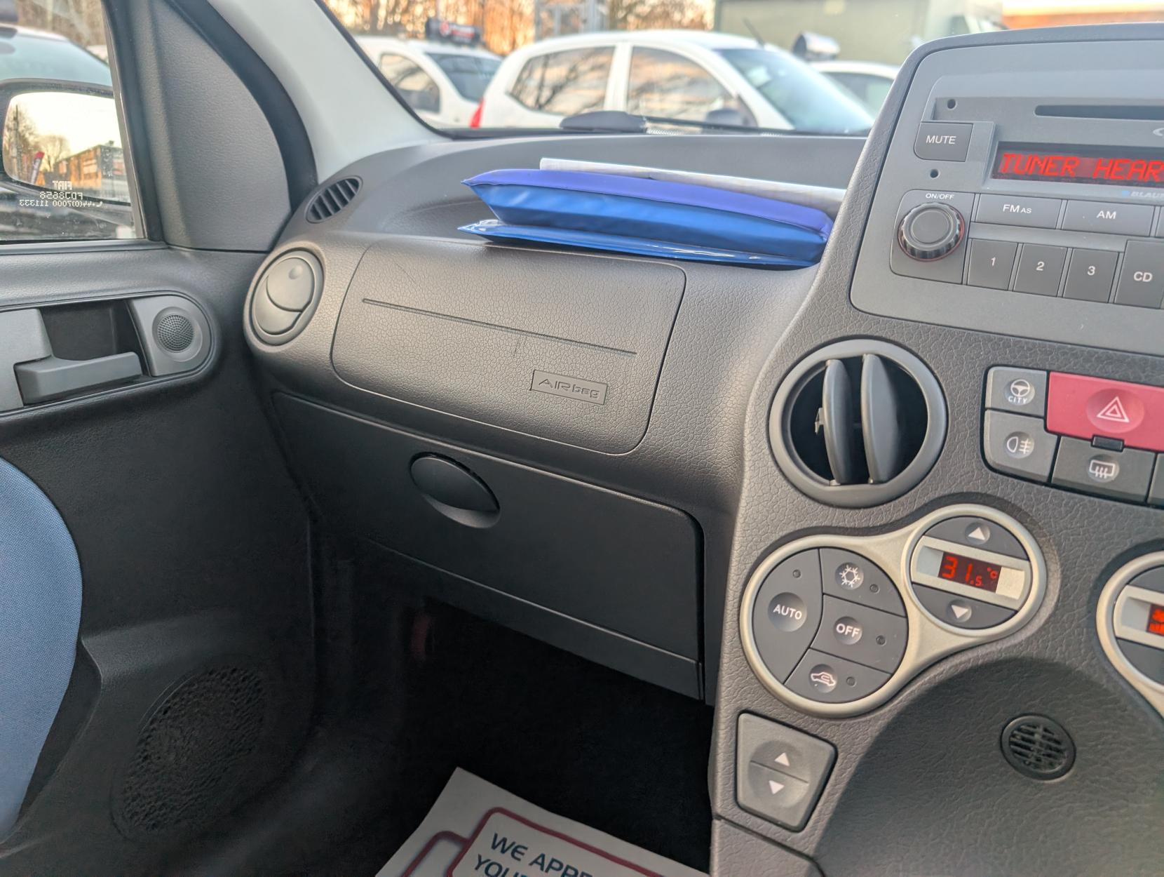 Fiat Panda 1.2 Eleganza Hatchback 5dr Petrol Manual (133 g/km, 60 bhp)