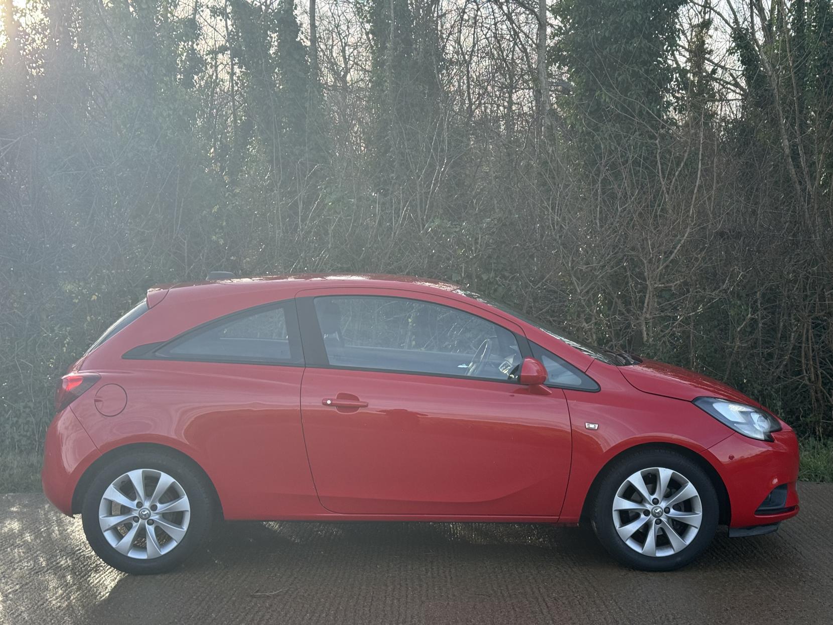 Vauxhall Corsa 1.4i ecoTEC Energy Hatchback 3dr Petrol Manual Euro 6 (75 ps)