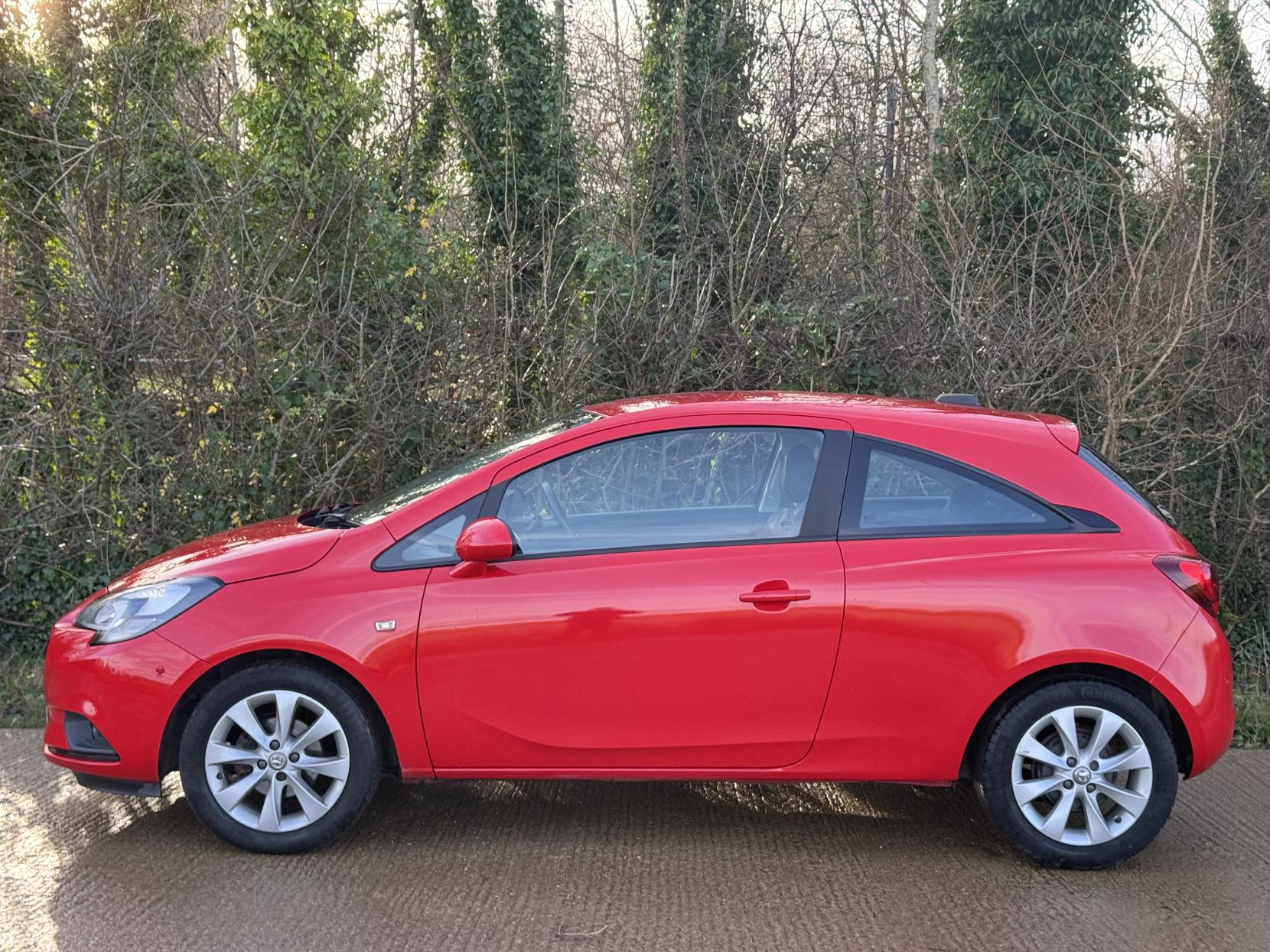 Vauxhall Corsa 1.4i ecoTEC Energy Hatchback 3dr Petrol Manual Euro 6 (75 ps)