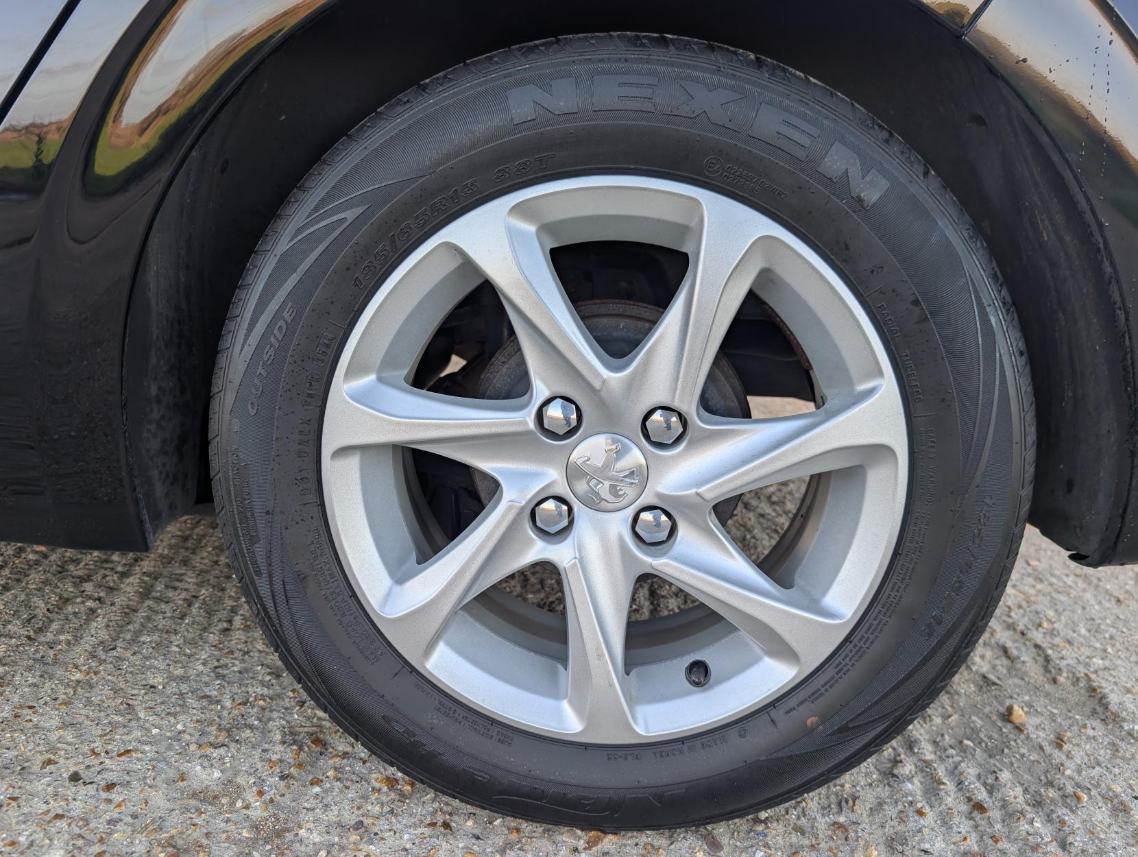 Peugeot 208 1.2 PureTech Active Hatchback 5dr Petrol Manual Euro 6 (s/s) (82 ps)