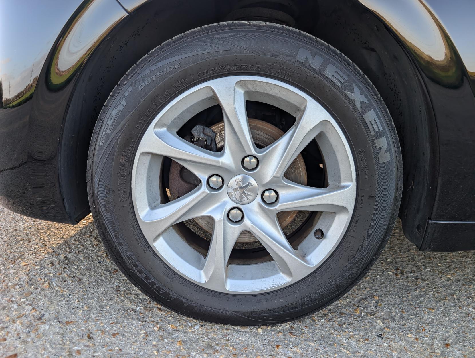 Peugeot 208 1.2 PureTech Active Hatchback 5dr Petrol Manual Euro 6 (s/s) (82 ps)